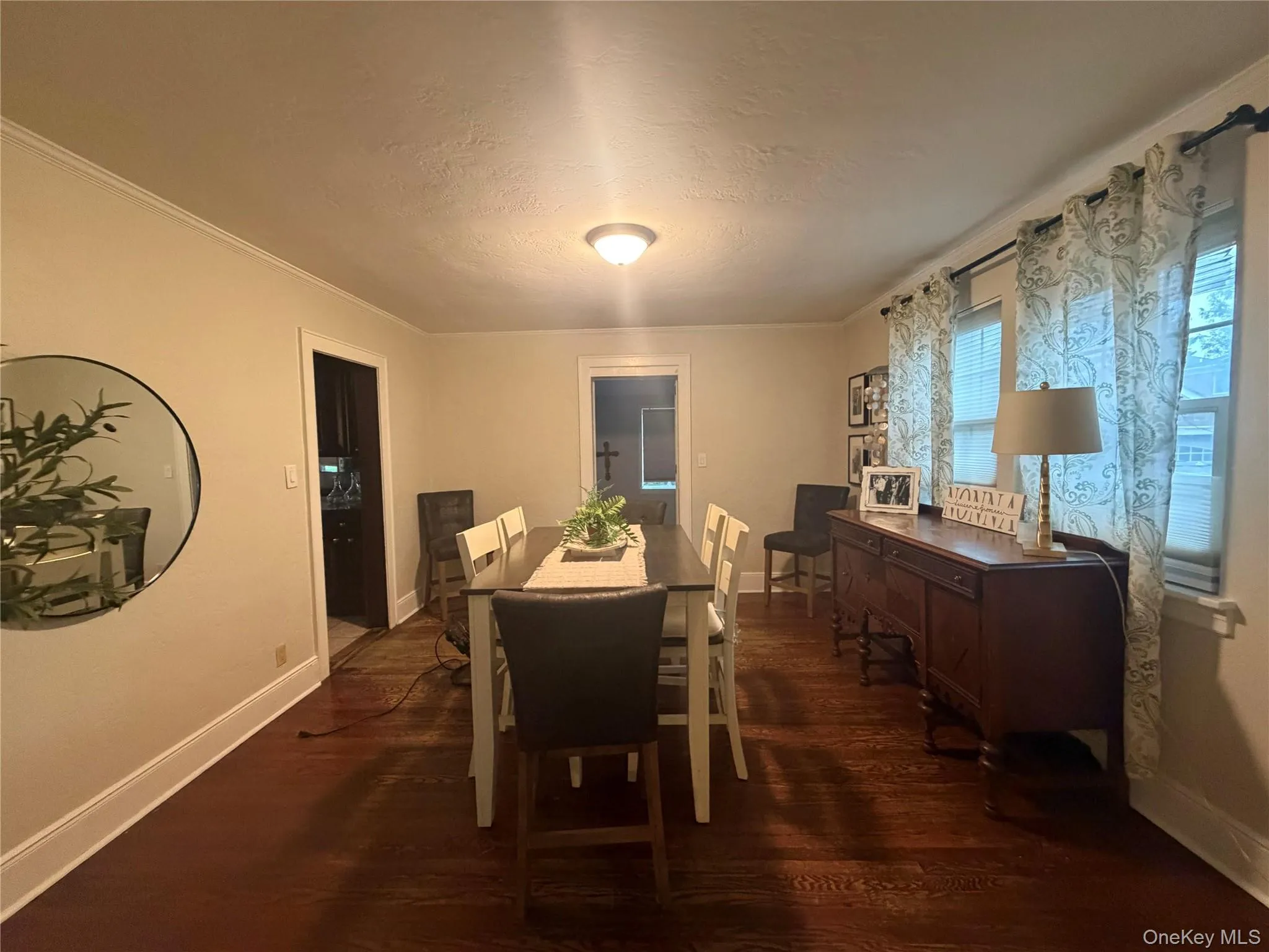 254 Argyle Street, Hempstead, NY, 4 Bedrooms Bedrooms, 7 Rooms Rooms,1 BathroomBathrooms,Residential,For Rent,Argyle,0,1024229 254 Argyle Street, Hempstead, NY, 4 Bedrooms Bedrooms, 7 Rooms Rooms,1 BathroomBathrooms,Residential,For Rent,Argyle,0,1024229