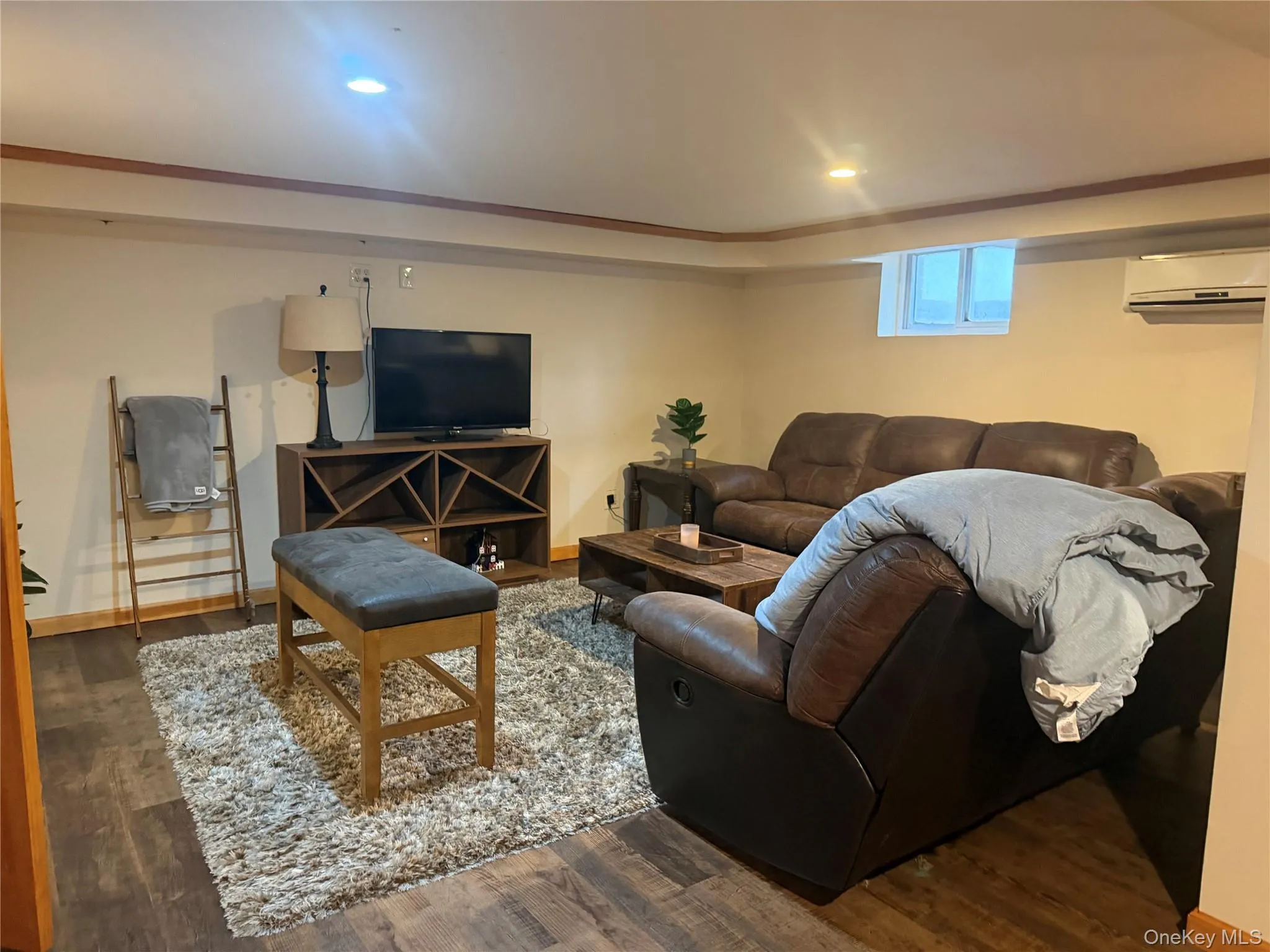 254 Argyle Street, Hempstead, NY, 4 Bedrooms Bedrooms, 7 Rooms Rooms,1 BathroomBathrooms,Residential,For Rent,Argyle,0,1024229 254 Argyle Street, Hempstead, NY, 4 Bedrooms Bedrooms, 7 Rooms Rooms,1 BathroomBathrooms,Residential,For Rent,Argyle,0,1024229