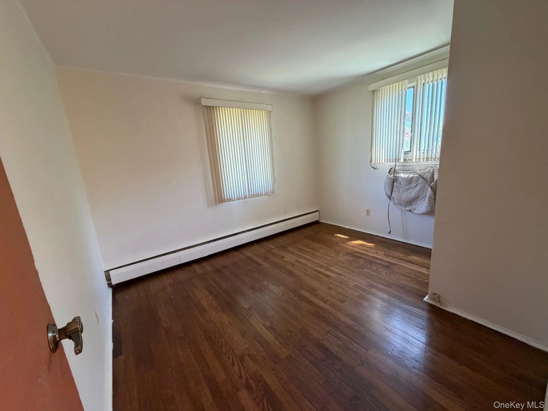 1067 New York Drive, Oyster Bay, NY, 3 Bedrooms Bedrooms, 10 Rooms Rooms,1 BathroomBathrooms,Residential,For Rent,New York,0,1024231 1067 New York Drive, Oyster Bay, NY, 3 Bedrooms Bedrooms, 10 Rooms Rooms,1 BathroomBathrooms,Residential,For Rent,New York,0,1024231