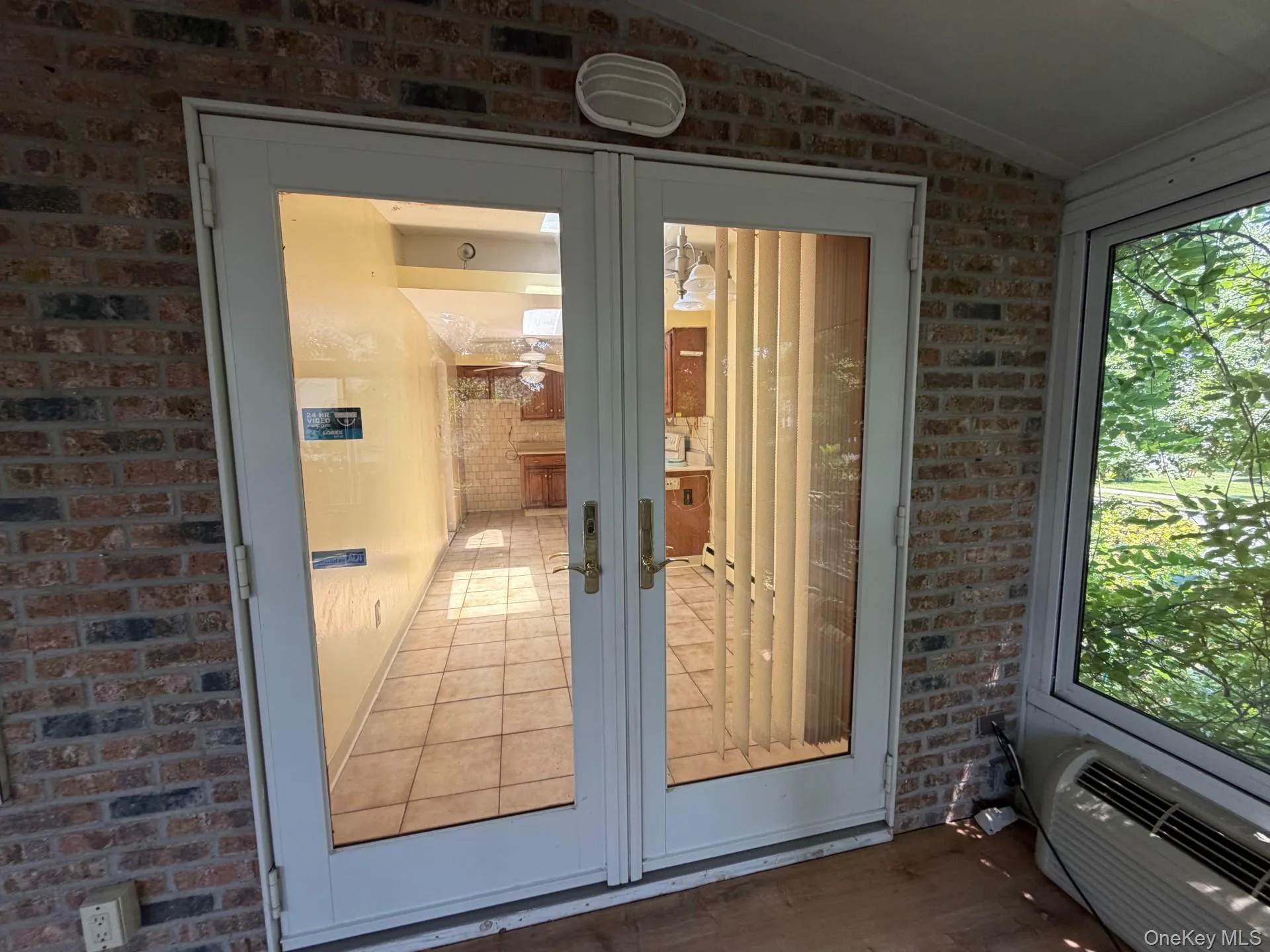 1067 New York Drive, Oyster Bay, NY, 3 Bedrooms Bedrooms, 10 Rooms Rooms,1 BathroomBathrooms,Residential,For Rent,New York,0,1024231 1067 New York Drive, Oyster Bay, NY, 3 Bedrooms Bedrooms, 10 Rooms Rooms,1 BathroomBathrooms,Residential,For Rent,New York,0,1024231