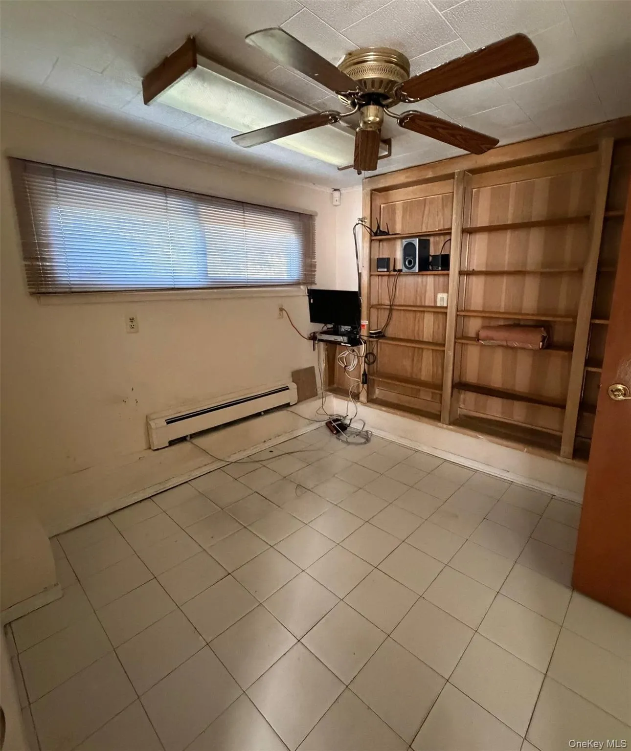 1067 New York Drive, Oyster Bay, NY, 3 Bedrooms Bedrooms, 10 Rooms Rooms,1 BathroomBathrooms,Residential,For Rent,New York,0,1024231 1067 New York Drive, Oyster Bay, NY, 3 Bedrooms Bedrooms, 10 Rooms Rooms,1 BathroomBathrooms,Residential,For Rent,New York,0,1024231