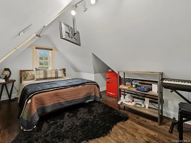 3980 Park Avenue, Hempstead, NY, 4 Bedrooms Bedrooms, 10 Rooms Rooms,3 BathroomsBathrooms,Residential,For Rent,Park,0,1024232 3980 Park Avenue, Hempstead, NY, 4 Bedrooms Bedrooms, 10 Rooms Rooms,3 BathroomsBathrooms,Residential,For Rent,Park,0,1024232