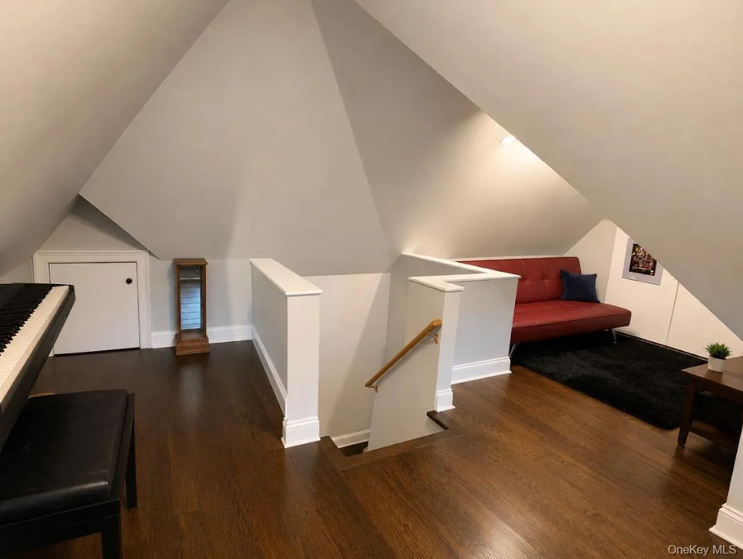 3980 Park Avenue, Hempstead, NY, 4 Bedrooms Bedrooms, 10 Rooms Rooms,3 BathroomsBathrooms,Residential,For Rent,Park,0,1024232 3980 Park Avenue, Hempstead, NY, 4 Bedrooms Bedrooms, 10 Rooms Rooms,3 BathroomsBathrooms,Residential,For Rent,Park,0,1024232