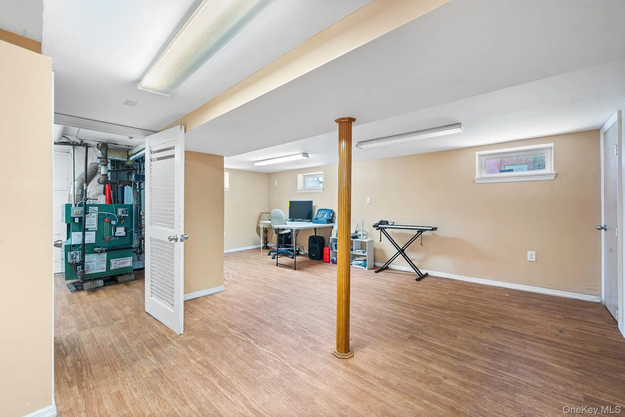 6005 168th Street, New York, NY, 3 Bedrooms Bedrooms, 4 Rooms Rooms,1 BathroomBathrooms,Residential,For Rent,168th,0,1024235 6005 168th Street, New York, NY, 3 Bedrooms Bedrooms, 4 Rooms Rooms,1 BathroomBathrooms,Residential,For Rent,168th,0,1024235