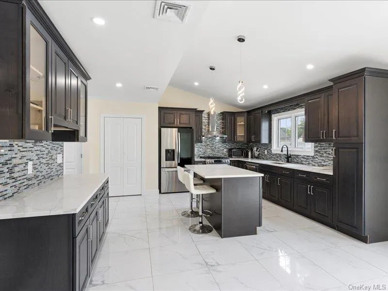 858 Prescott Street, Hempstead, NY, 5 Bedrooms Bedrooms, 11 Rooms Rooms,3 BathroomsBathrooms,Residential,For Rent,Prescott,0,1024236 858 Prescott Street, Hempstead, NY, 5 Bedrooms Bedrooms, 11 Rooms Rooms,3 BathroomsBathrooms,Residential,For Rent,Prescott,0,1024236