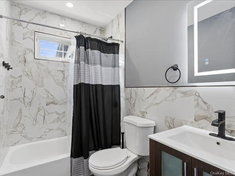 858 Prescott Street, Hempstead, NY, 5 Bedrooms Bedrooms, 11 Rooms Rooms,3 BathroomsBathrooms,Residential,For Rent,Prescott,0,1024236 858 Prescott Street, Hempstead, NY, 5 Bedrooms Bedrooms, 11 Rooms Rooms,3 BathroomsBathrooms,Residential,For Rent,Prescott,0,1024236