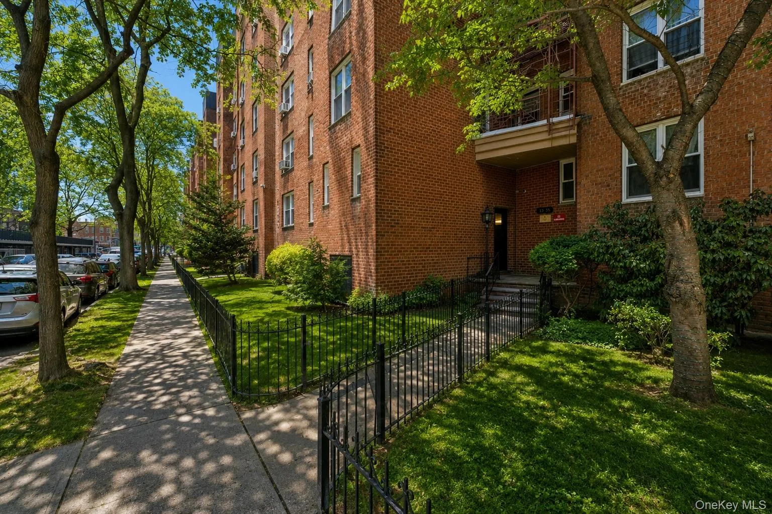 33-35 81 Street, New York, NY, 3 Rooms Rooms,1 BathroomBathrooms,Residential,For Rent,81,0,1024247 33-35 81 Street, New York, NY, 3 Rooms Rooms,1 BathroomBathrooms,Residential,For Rent,81,0,1024247