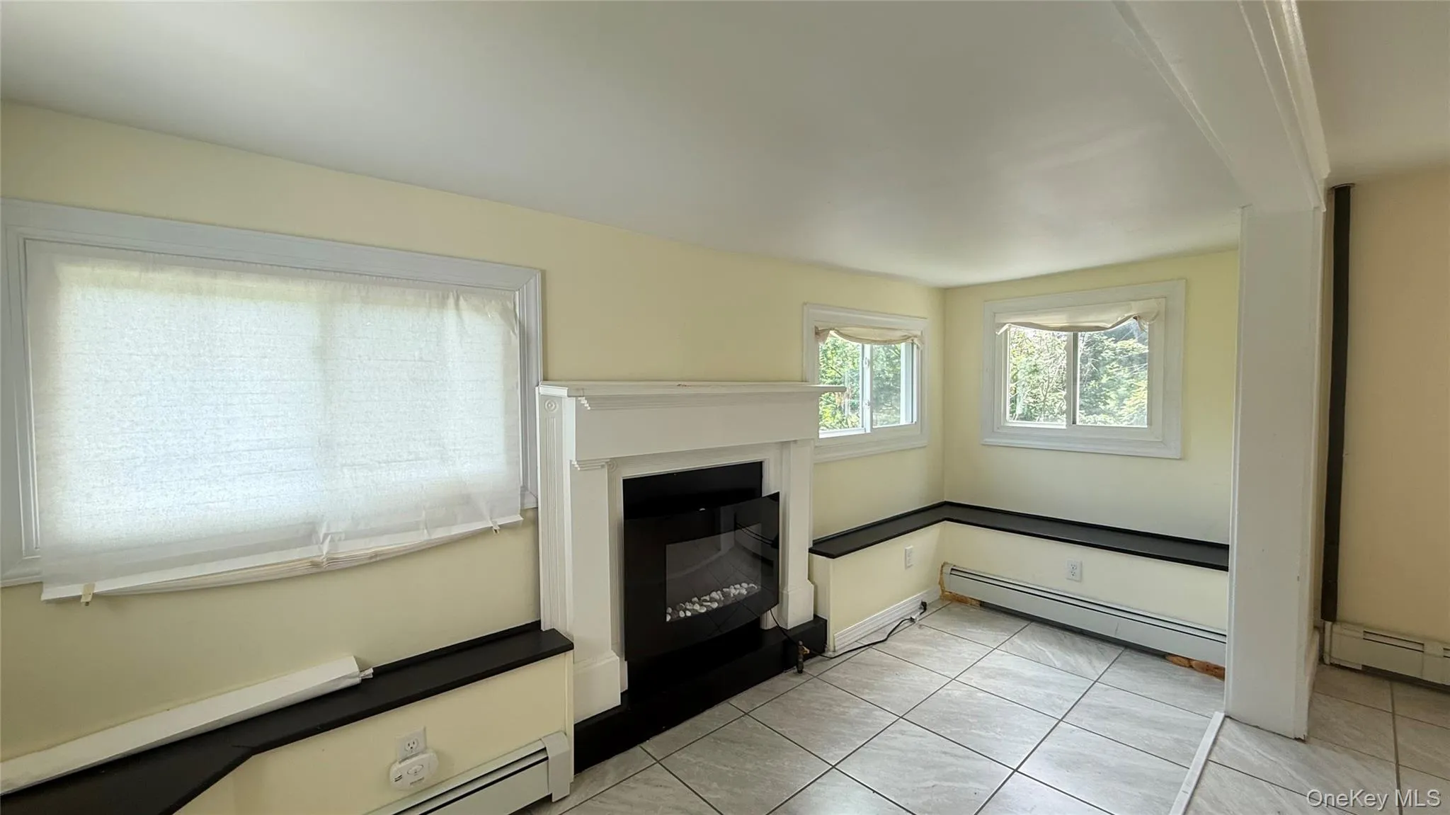 26 Lattintown Road, New Windsor, NY, 3 Bedrooms Bedrooms, 8 Rooms Rooms,2 BathroomsBathrooms,Residential Lease,For Rent,Lattintown,0,1024250 26 Lattintown Road, New Windsor, NY, 3 Bedrooms Bedrooms, 8 Rooms Rooms,2 BathroomsBathrooms,Residential Lease,For Rent,Lattintown,0,1024250
