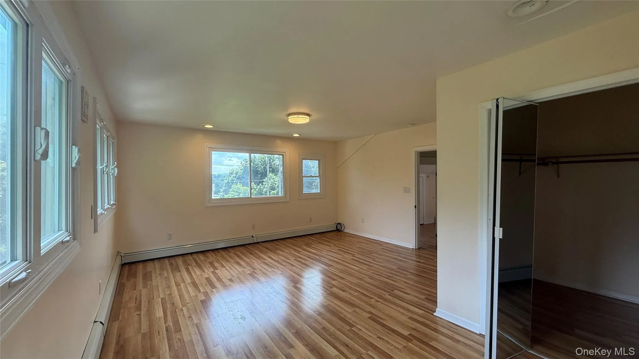 26 Lattintown Road, New Windsor, NY, 3 Bedrooms Bedrooms, 8 Rooms Rooms,2 BathroomsBathrooms,Residential Lease,For Rent,Lattintown,0,1024250 26 Lattintown Road, New Windsor, NY, 3 Bedrooms Bedrooms, 8 Rooms Rooms,2 BathroomsBathrooms,Residential Lease,For Rent,Lattintown,0,1024250