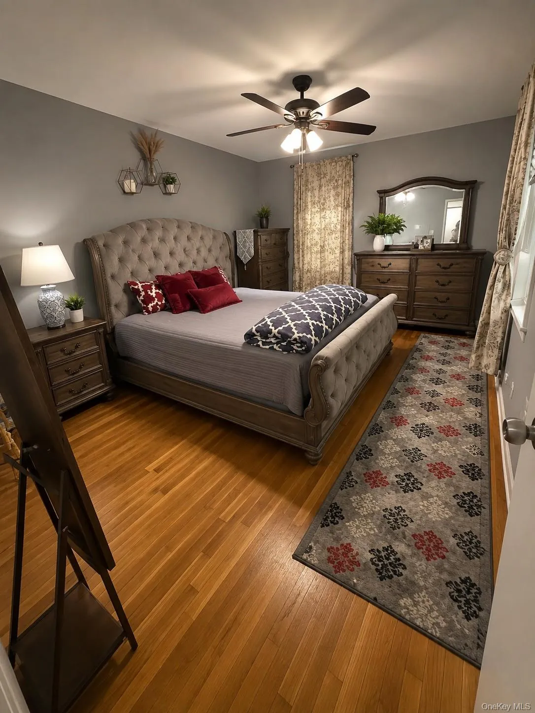 1480 Thieriot Avenue, New York, NY, 2 Bedrooms Bedrooms, 5 Rooms Rooms,1 BathroomBathrooms,Residential,For Rent,Thieriot,0,1024252 1480 Thieriot Avenue, New York, NY, 2 Bedrooms Bedrooms, 5 Rooms Rooms,1 BathroomBathrooms,Residential,For Rent,Thieriot,0,1024252