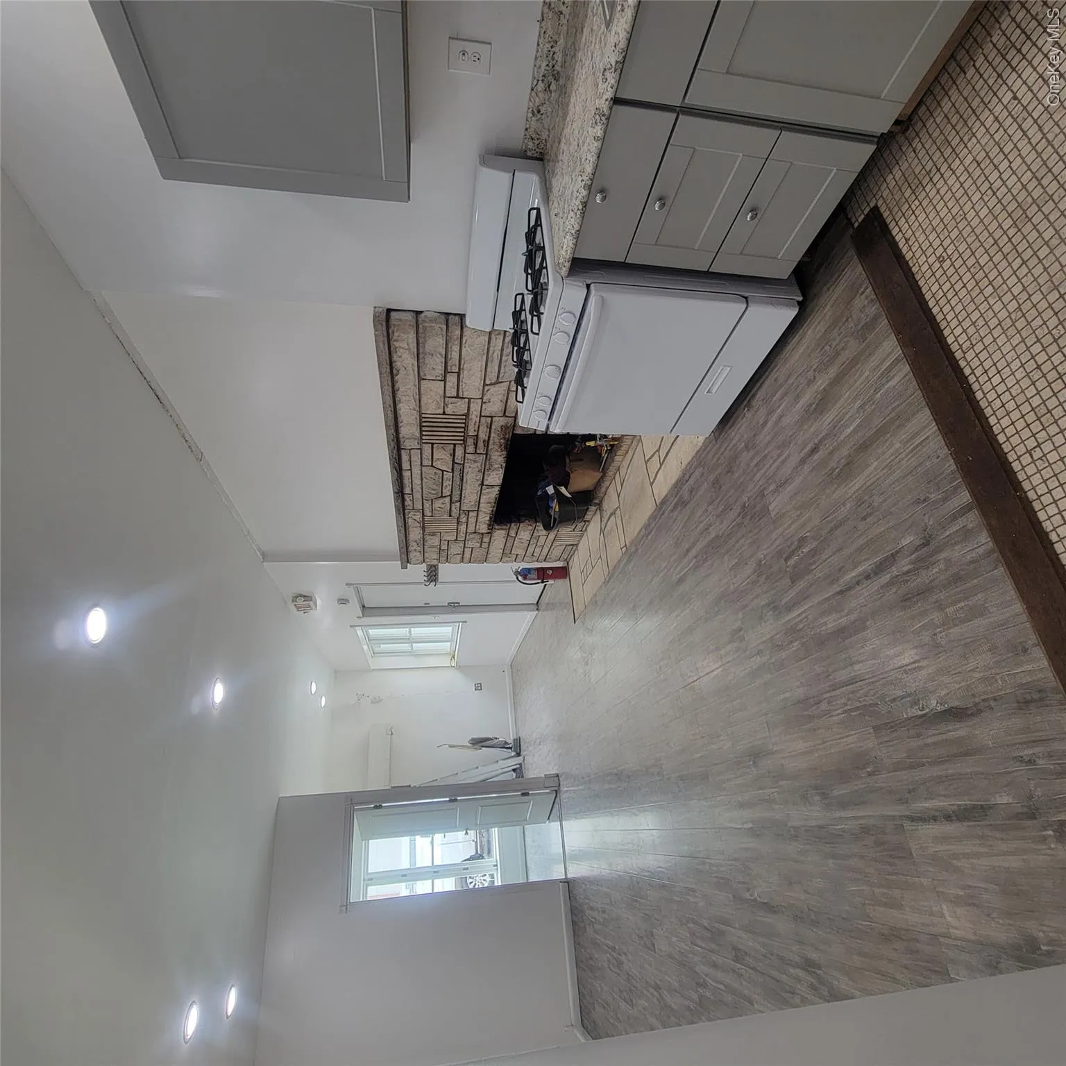 11 Washington Avenue, Ramapo, NY, 1 Bedroom Bedrooms, 4 Rooms Rooms,1 BathroomBathrooms,Residential Lease,For Rent,Washington,0,1024253 11 Washington Avenue, Ramapo, NY, 1 Bedroom Bedrooms, 4 Rooms Rooms,1 BathroomBathrooms,Residential Lease,For Rent,Washington,0,1024253