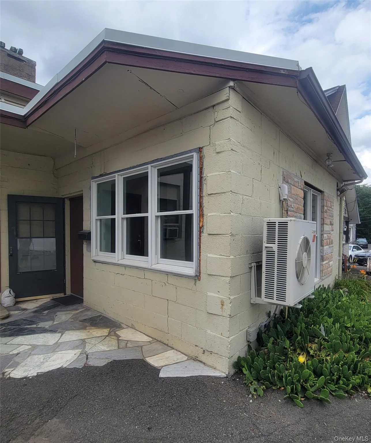 11 Washington Avenue, Ramapo, NY, 1 Bedroom Bedrooms, 4 Rooms Rooms,1 BathroomBathrooms,Residential Lease,For Rent,Washington,0,1024253 11 Washington Avenue, Ramapo, NY, 1 Bedroom Bedrooms, 4 Rooms Rooms,1 BathroomBathrooms,Residential Lease,For Rent,Washington,0,1024253
