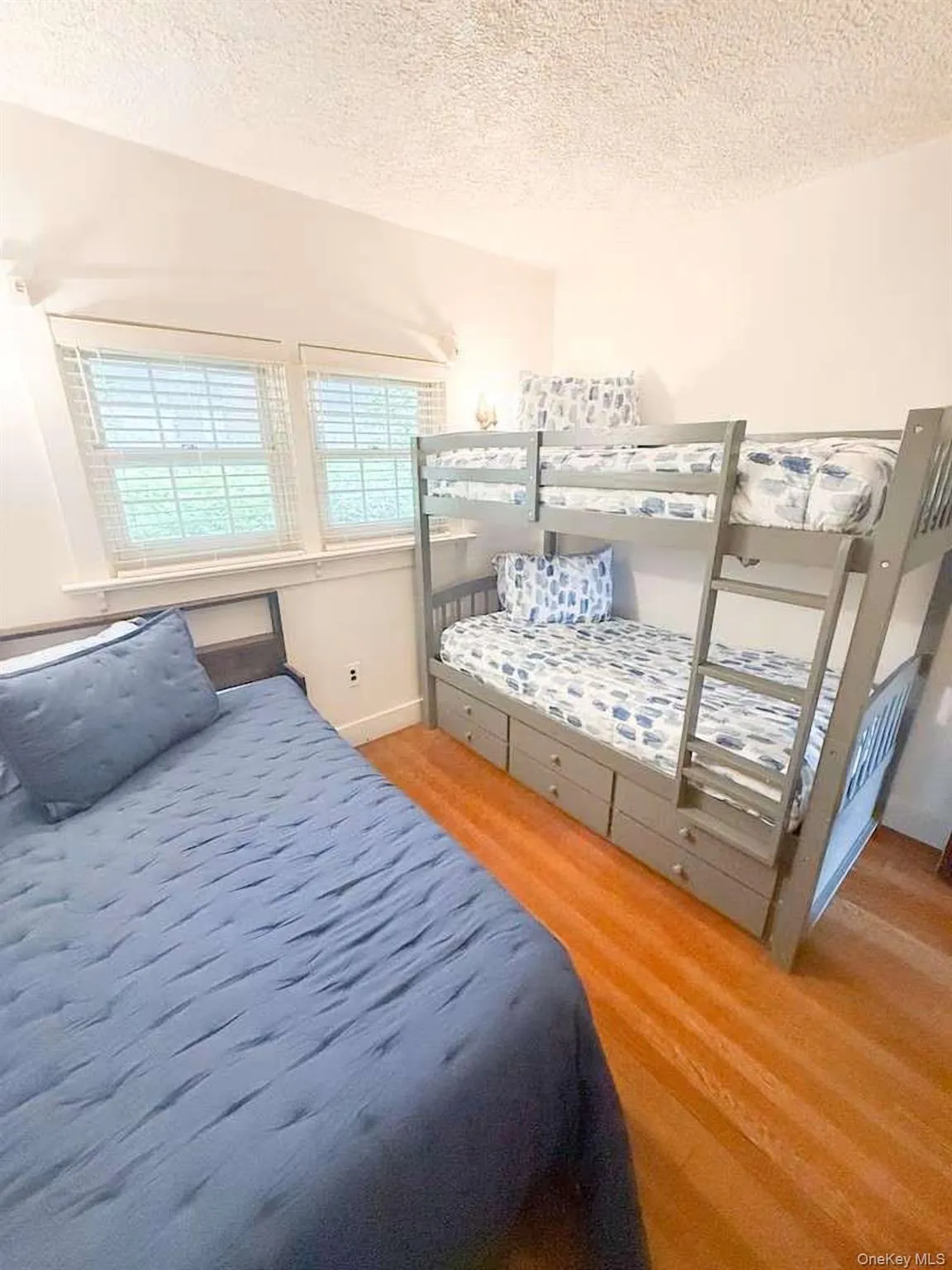 49 Oakwood Road, Brookhaven, NY, 4 Bedrooms Bedrooms, 8 Rooms Rooms,1 BathroomBathrooms,Residential Lease,For Rent,Oakwood,0,1024254 49 Oakwood Road, Brookhaven, NY, 4 Bedrooms Bedrooms, 8 Rooms Rooms,1 BathroomBathrooms,Residential Lease,For Rent,Oakwood,0,1024254
