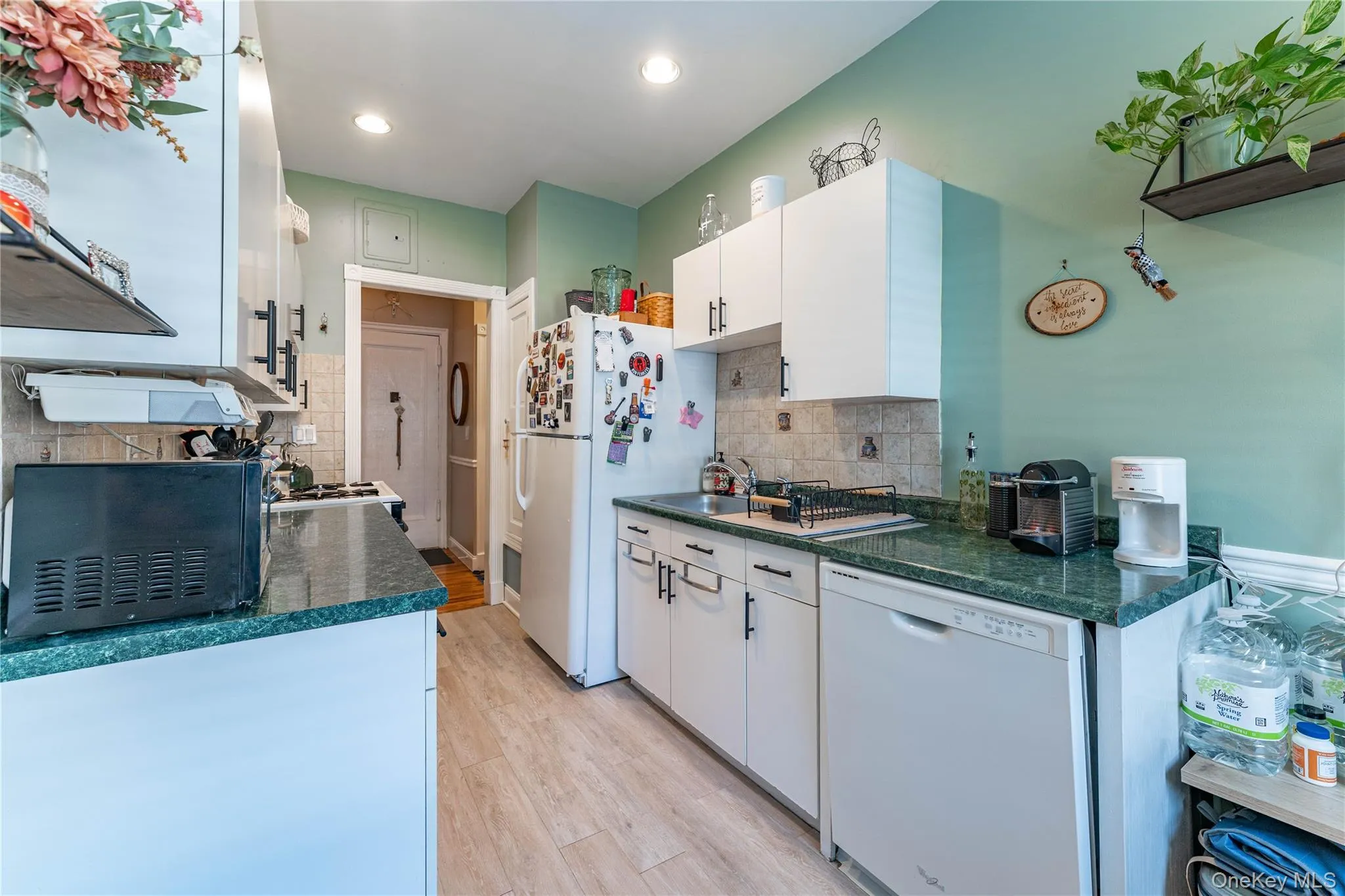 185 Atlantic Ave, Hempstead, NY, 1 Bedroom Bedrooms, 4 Rooms Rooms,1 BathroomBathrooms,Residential Lease,For Rent,Atlantic Ave,0,1024259 185 Atlantic Ave, Hempstead, NY, 1 Bedroom Bedrooms, 4 Rooms Rooms,1 BathroomBathrooms,Residential Lease,For Rent,Atlantic Ave,0,1024259