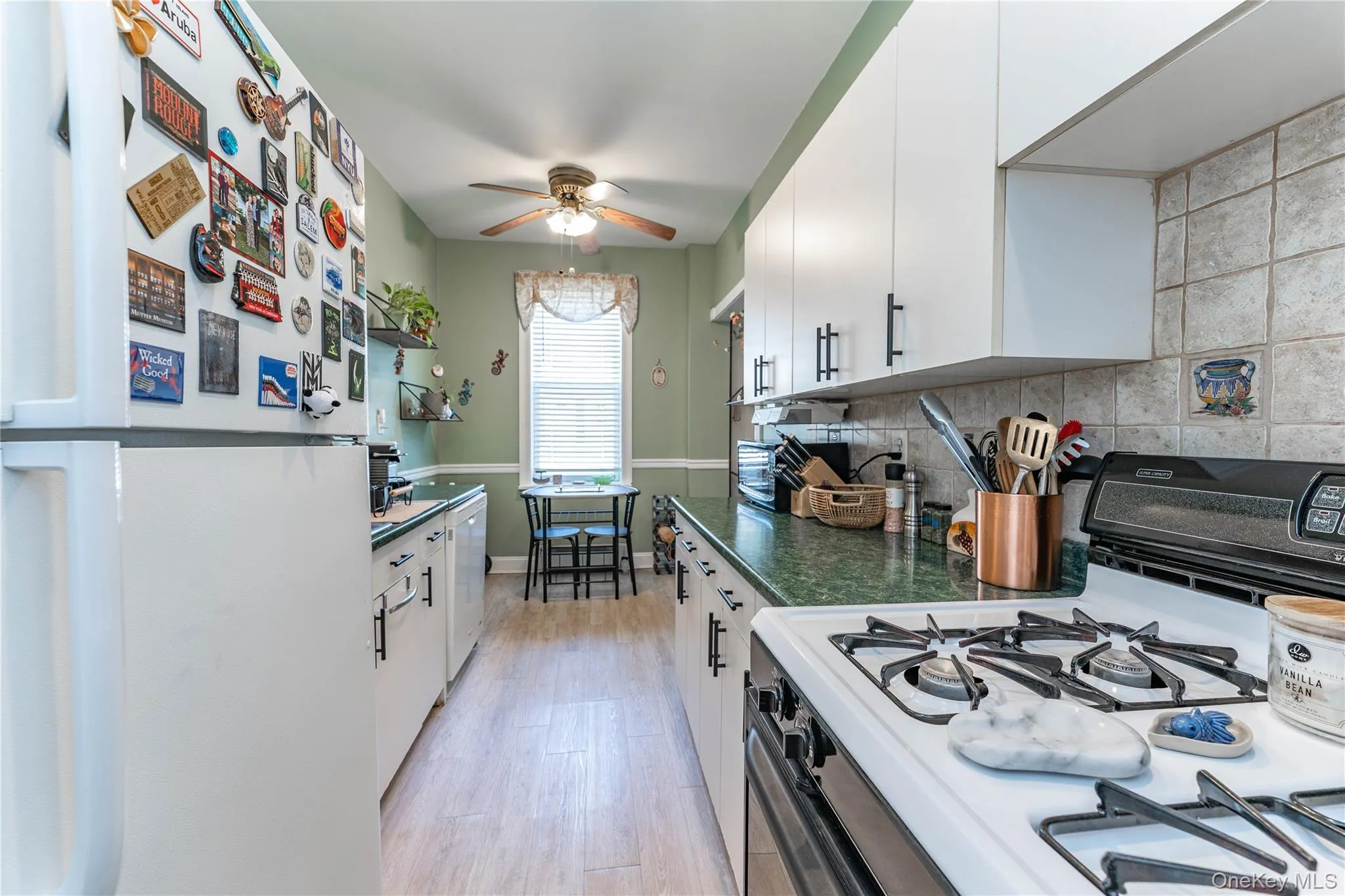 185 Atlantic Ave, Hempstead, NY, 1 Bedroom Bedrooms, 4 Rooms Rooms,1 BathroomBathrooms,Residential Lease,For Rent,Atlantic Ave,0,1024259 185 Atlantic Ave, Hempstead, NY, 1 Bedroom Bedrooms, 4 Rooms Rooms,1 BathroomBathrooms,Residential Lease,For Rent,Atlantic Ave,0,1024259