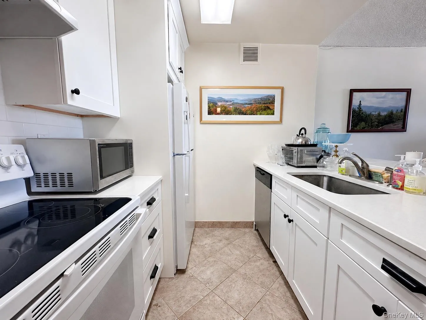 50 Columbus Avenue, Eastchester, NY, 1 Bedroom Bedrooms, 3 Rooms Rooms,1 BathroomBathrooms,Residential Lease,For Rent,Columbus,0,1024260 50 Columbus Avenue, Eastchester, NY, 1 Bedroom Bedrooms, 3 Rooms Rooms,1 BathroomBathrooms,Residential Lease,For Rent,Columbus,0,1024260