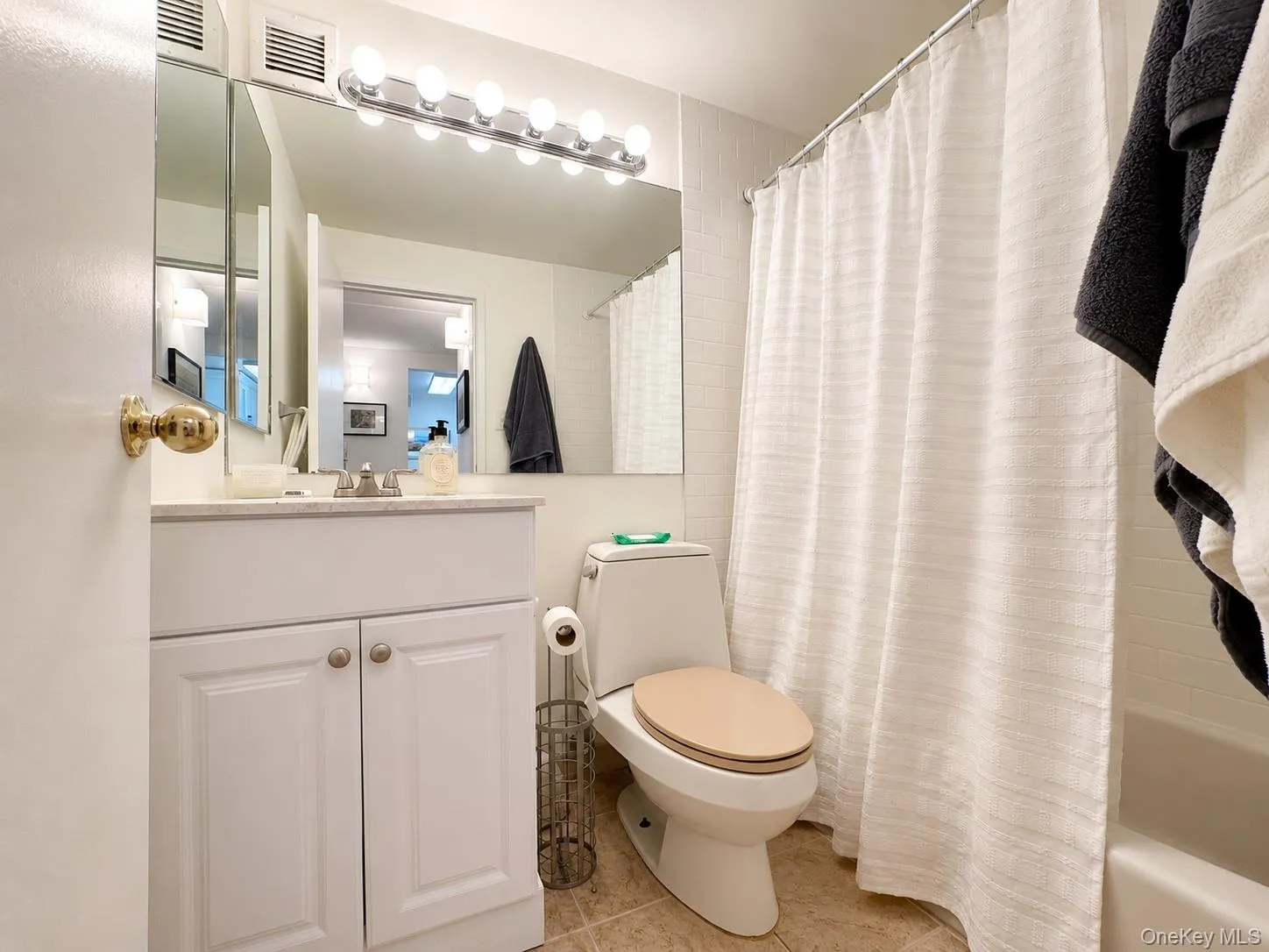 50 Columbus Avenue, Eastchester, NY, 1 Bedroom Bedrooms, 3 Rooms Rooms,1 BathroomBathrooms,Residential Lease,For Rent,Columbus,0,1024260 50 Columbus Avenue, Eastchester, NY, 1 Bedroom Bedrooms, 3 Rooms Rooms,1 BathroomBathrooms,Residential Lease,For Rent,Columbus,0,1024260