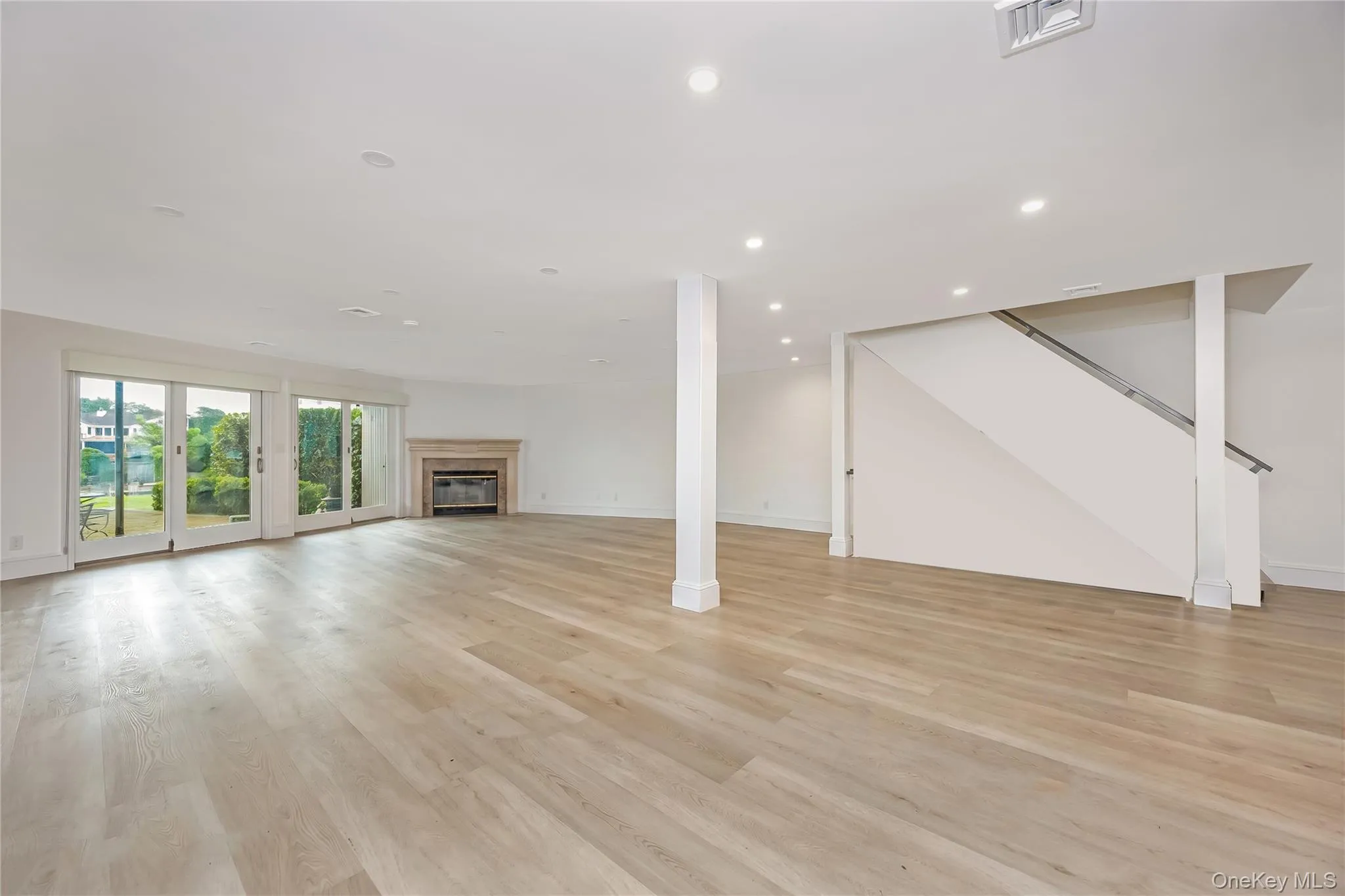 8 Lady Janes Way, Huntington, NY, 3 Bedrooms Bedrooms, 8 Rooms Rooms,3 BathroomsBathrooms,Residential,For Rent,Lady Janes,0,1024261 8 Lady Janes Way, Huntington, NY, 3 Bedrooms Bedrooms, 8 Rooms Rooms,3 BathroomsBathrooms,Residential,For Rent,Lady Janes,0,1024261