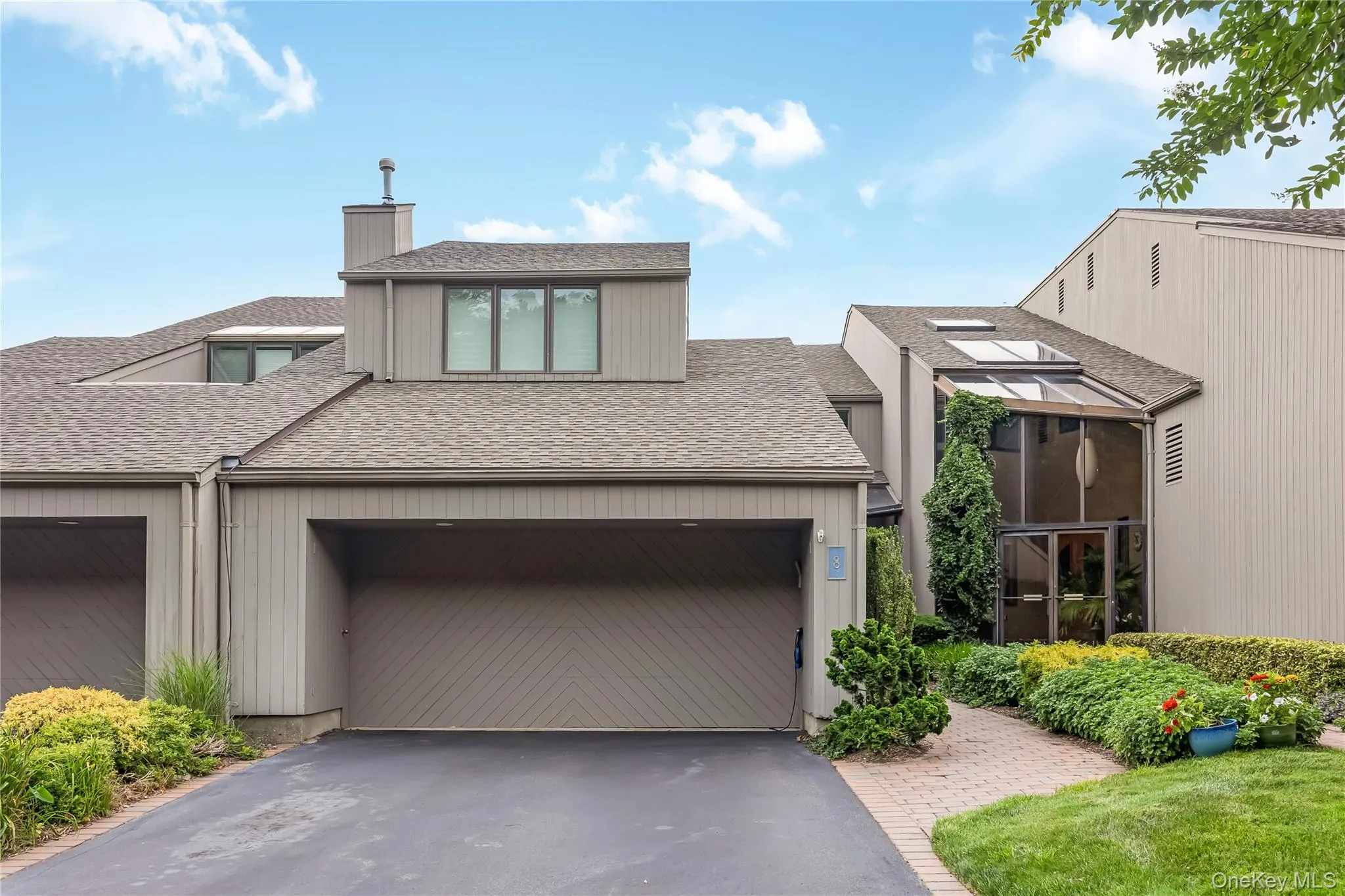 8 Lady Janes Way, Huntington, NY, 3 Bedrooms Bedrooms, 8 Rooms Rooms,3 BathroomsBathrooms,Residential,For Rent,Lady Janes,0,1024261 8 Lady Janes Way, Huntington, NY, 3 Bedrooms Bedrooms, 8 Rooms Rooms,3 BathroomsBathrooms,Residential,For Rent,Lady Janes,0,1024261