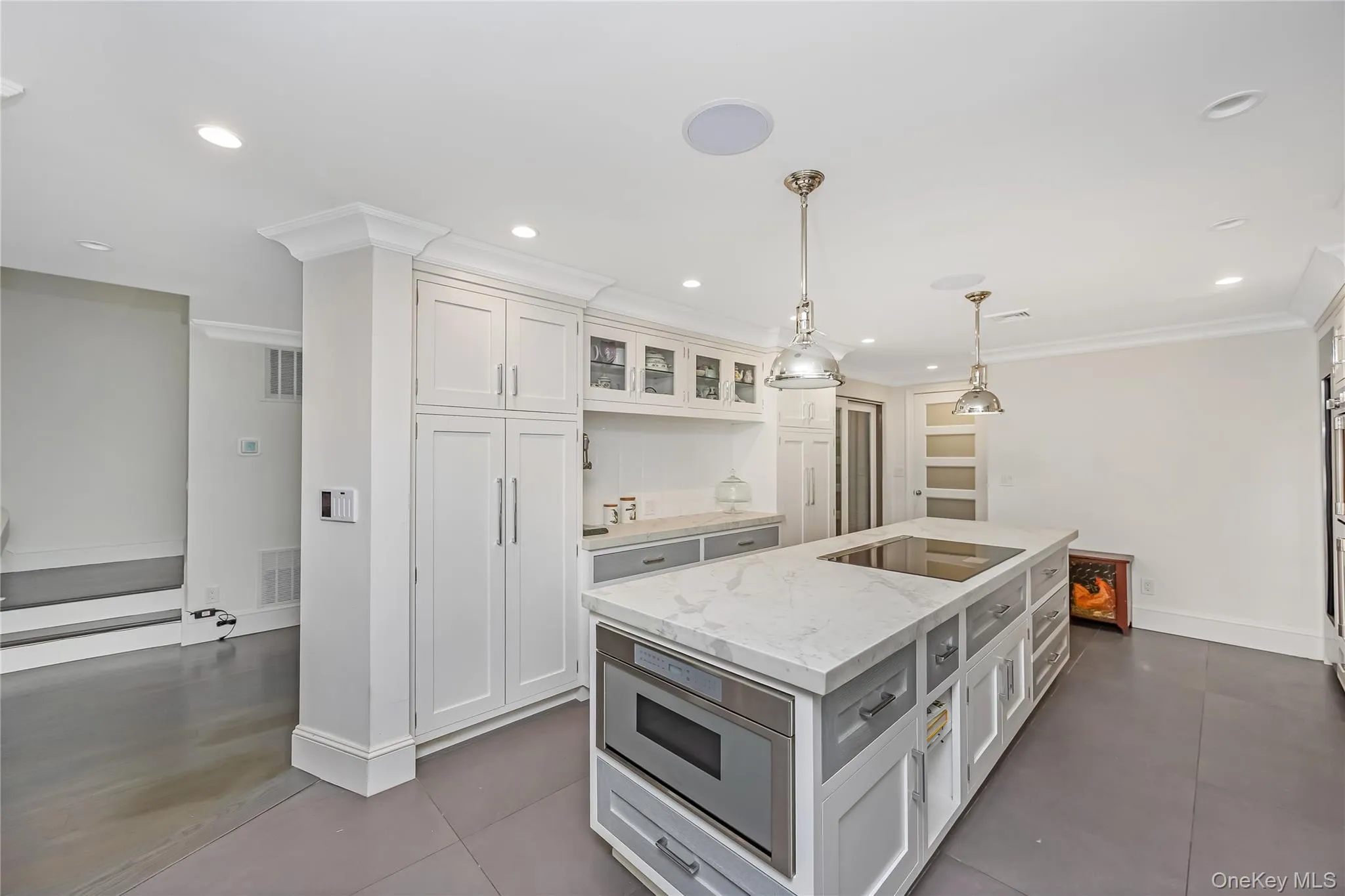 8 Lady Janes Way, Huntington, NY, 3 Bedrooms Bedrooms, 8 Rooms Rooms,3 BathroomsBathrooms,Residential,For Rent,Lady Janes,0,1024261 8 Lady Janes Way, Huntington, NY, 3 Bedrooms Bedrooms, 8 Rooms Rooms,3 BathroomsBathrooms,Residential,For Rent,Lady Janes,0,1024261
