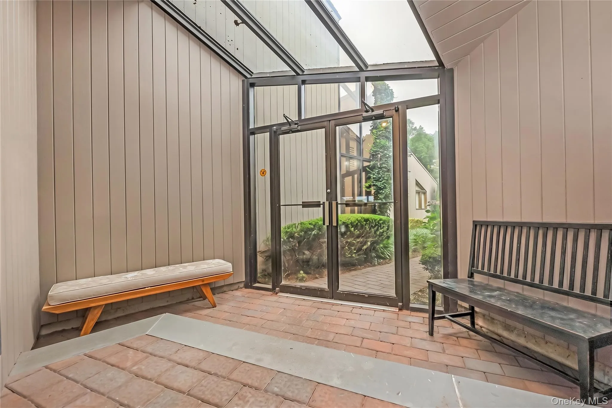8 Lady Janes Way, Huntington, NY, 3 Bedrooms Bedrooms, 8 Rooms Rooms,3 BathroomsBathrooms,Residential,For Rent,Lady Janes,0,1024261 8 Lady Janes Way, Huntington, NY, 3 Bedrooms Bedrooms, 8 Rooms Rooms,3 BathroomsBathrooms,Residential,For Rent,Lady Janes,0,1024261