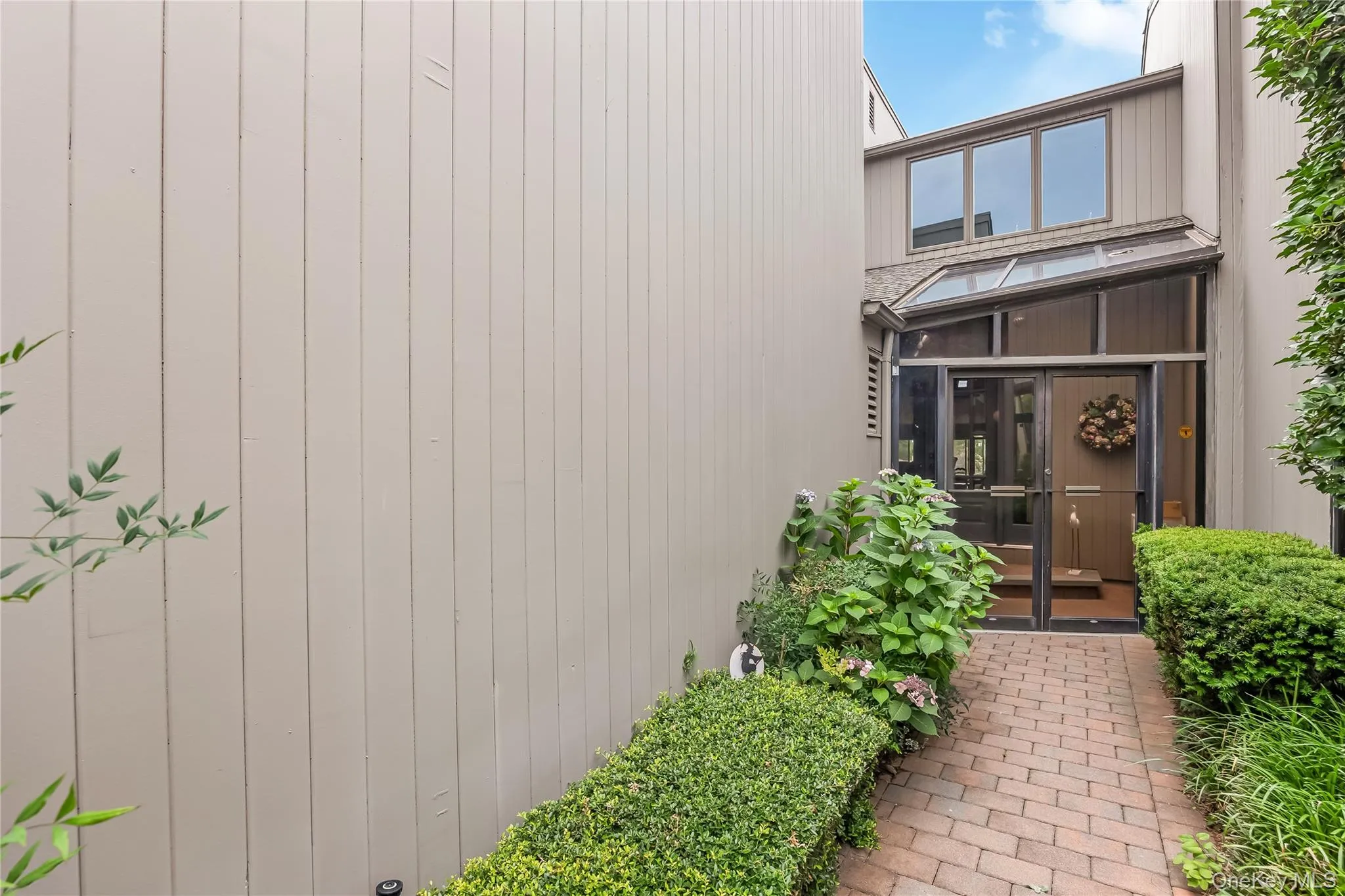 8 Lady Janes Way, Huntington, NY, 3 Bedrooms Bedrooms, 8 Rooms Rooms,3 BathroomsBathrooms,Residential,For Rent,Lady Janes,0,1024261 8 Lady Janes Way, Huntington, NY, 3 Bedrooms Bedrooms, 8 Rooms Rooms,3 BathroomsBathrooms,Residential,For Rent,Lady Janes,0,1024261