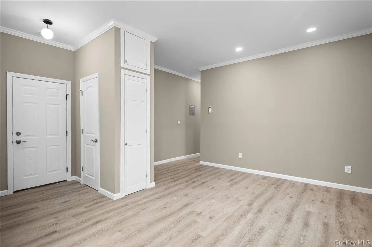 5 Madison Street, Harrison, NY, 2 Bedrooms Bedrooms, 3 Rooms Rooms,1 BathroomBathrooms,Residential Lease,For Rent,Madison,0,1024262 5 Madison Street, Harrison, NY, 2 Bedrooms Bedrooms, 3 Rooms Rooms,1 BathroomBathrooms,Residential Lease,For Rent,Madison,0,1024262
