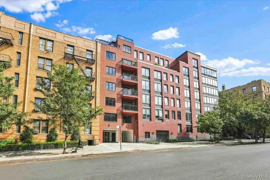 2525 31st Avenue, New York, NY, 1 Bedroom Bedrooms, 3 Rooms Rooms,1 BathroomBathrooms,Residential,For Rent,31st,0,1024264 2525 31st Avenue, New York, NY, 1 Bedroom Bedrooms, 3 Rooms Rooms,1 BathroomBathrooms,Residential,For Rent,31st,0,1024264