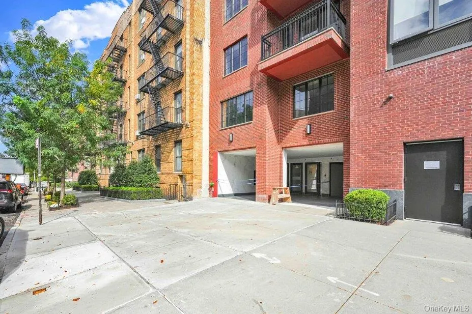 2525 31st Avenue, New York, NY, 1 Bedroom Bedrooms, 3 Rooms Rooms,1 BathroomBathrooms,Residential,For Rent,31st,0,1024264 2525 31st Avenue, New York, NY, 1 Bedroom Bedrooms, 3 Rooms Rooms,1 BathroomBathrooms,Residential,For Rent,31st,0,1024264