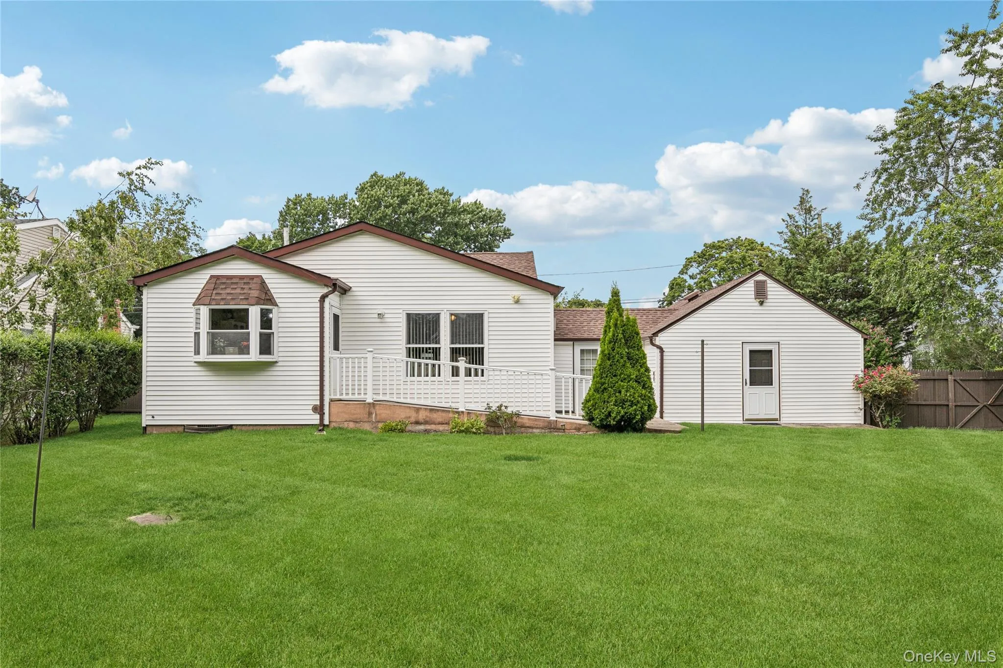62 Sharp Street, Brookhaven, NY, 3 Bedrooms Bedrooms, 5 Rooms Rooms,1 BathroomBathrooms,Residential,For Rent,Sharp,0,1024267 62 Sharp Street, Brookhaven, NY, 3 Bedrooms Bedrooms, 5 Rooms Rooms,1 BathroomBathrooms,Residential,For Rent,Sharp,0,1024267