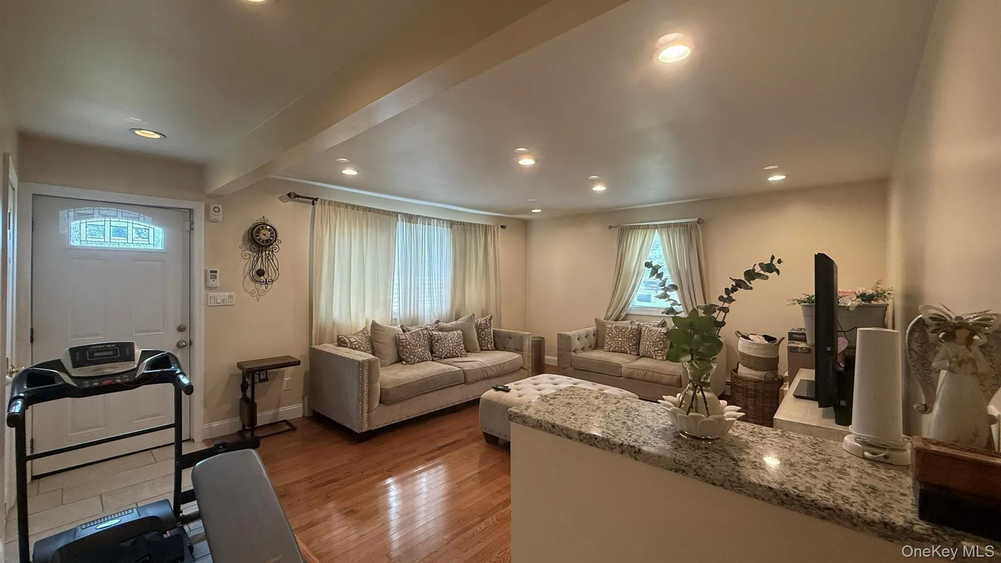 3 Elm Street, New Windsor, NY, 3 Bedrooms Bedrooms, 6 Rooms Rooms,1 BathroomBathrooms,Residential Lease,For Rent,Elm,0,1024269 3 Elm Street, New Windsor, NY, 3 Bedrooms Bedrooms, 6 Rooms Rooms,1 BathroomBathrooms,Residential Lease,For Rent,Elm,0,1024269