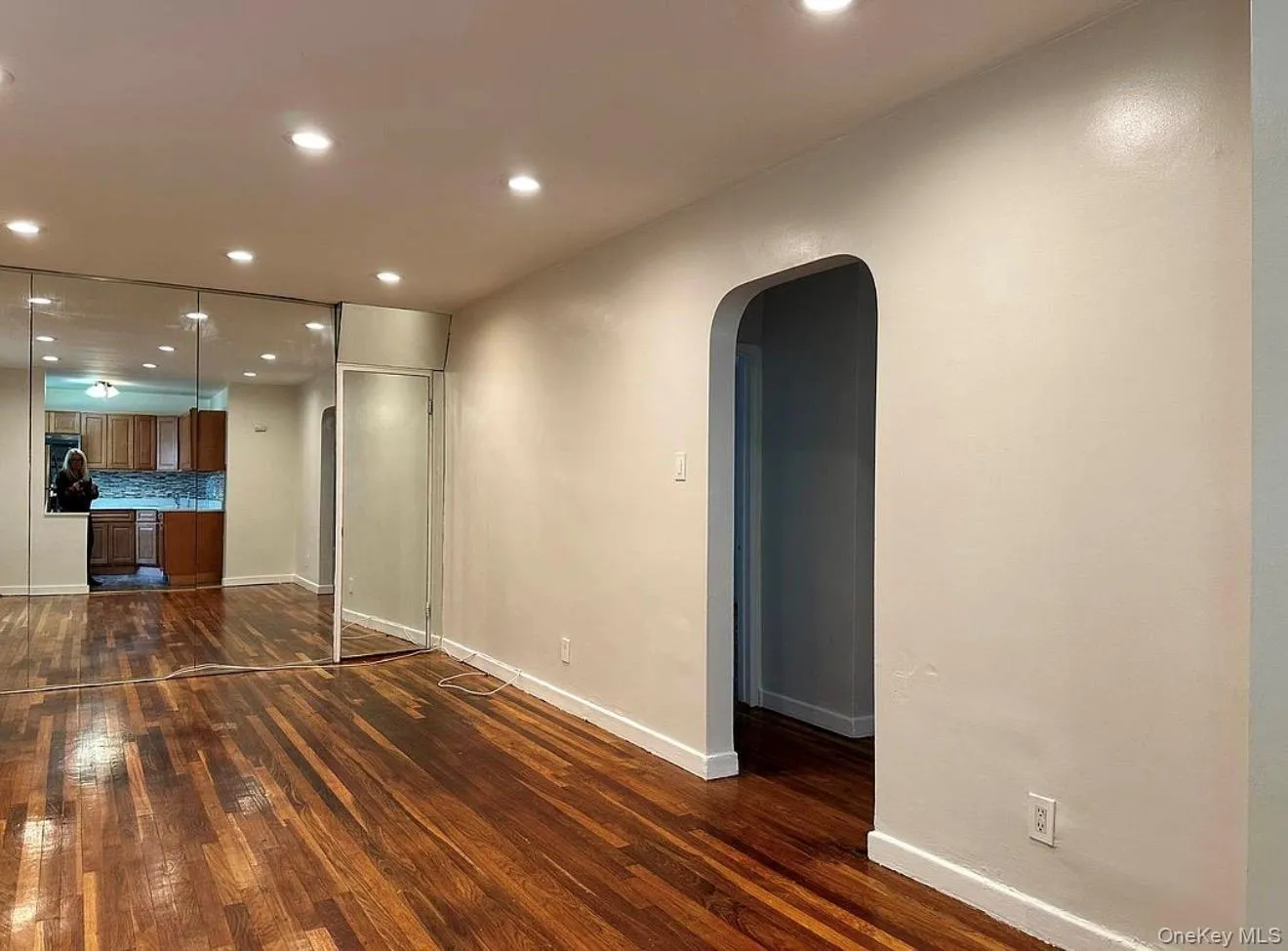 255-06 73rd Avenue, New York, NY, 2 Bedrooms Bedrooms, 4 Rooms Rooms,1 BathroomBathrooms,Residential Lease,For Rent,73rd,0,1024271 255-06 73rd Avenue, New York, NY, 2 Bedrooms Bedrooms, 4 Rooms Rooms,1 BathroomBathrooms,Residential Lease,For Rent,73rd,0,1024271