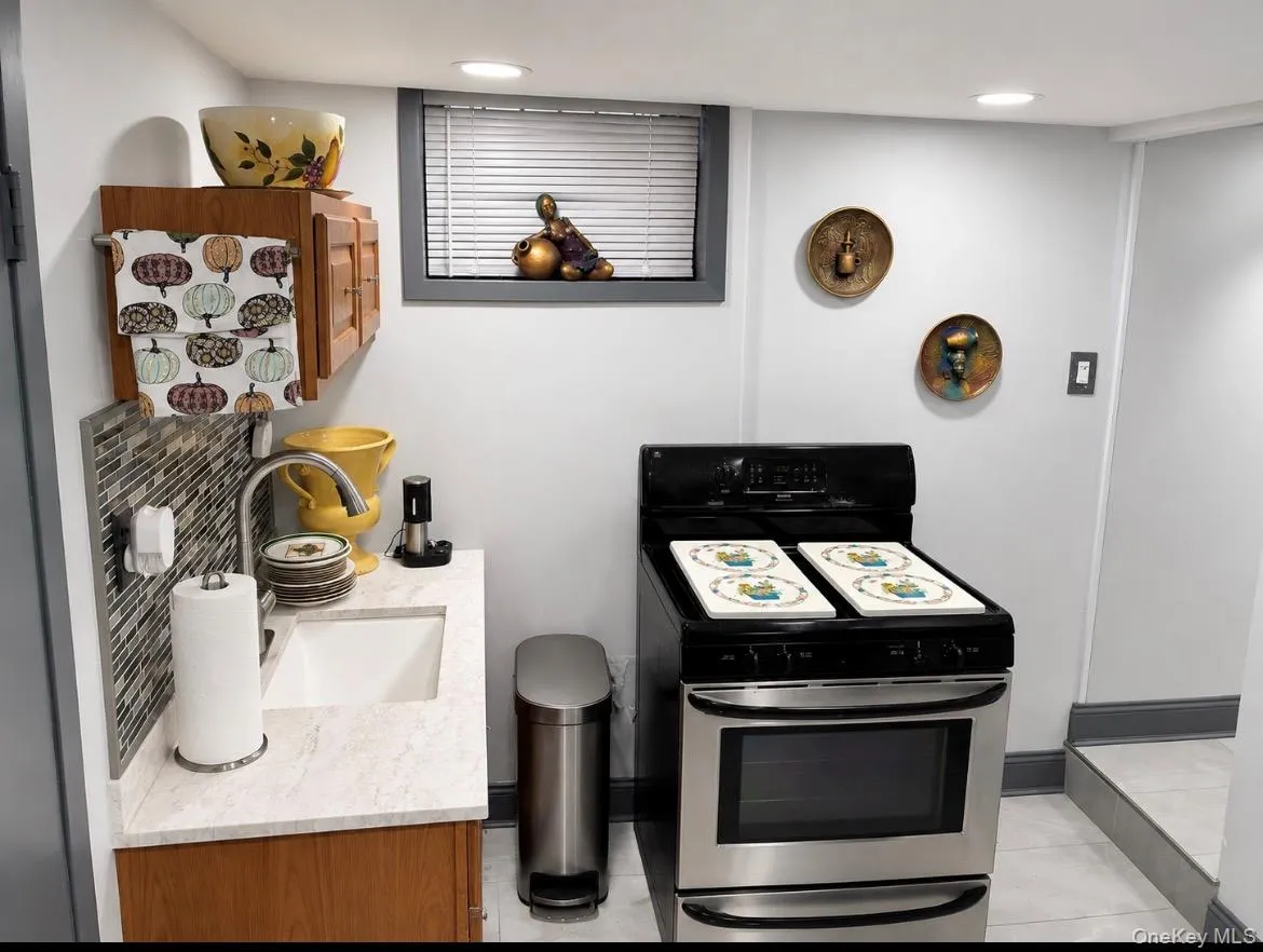 1492 46th Street, New York, NY, 4 Bedrooms Bedrooms, 10 Rooms Rooms,3 BathroomsBathrooms,Residential,For Rent,46th,0,1024273 1492 46th Street, New York, NY, 4 Bedrooms Bedrooms, 10 Rooms Rooms,3 BathroomsBathrooms,Residential,For Rent,46th,0,1024273