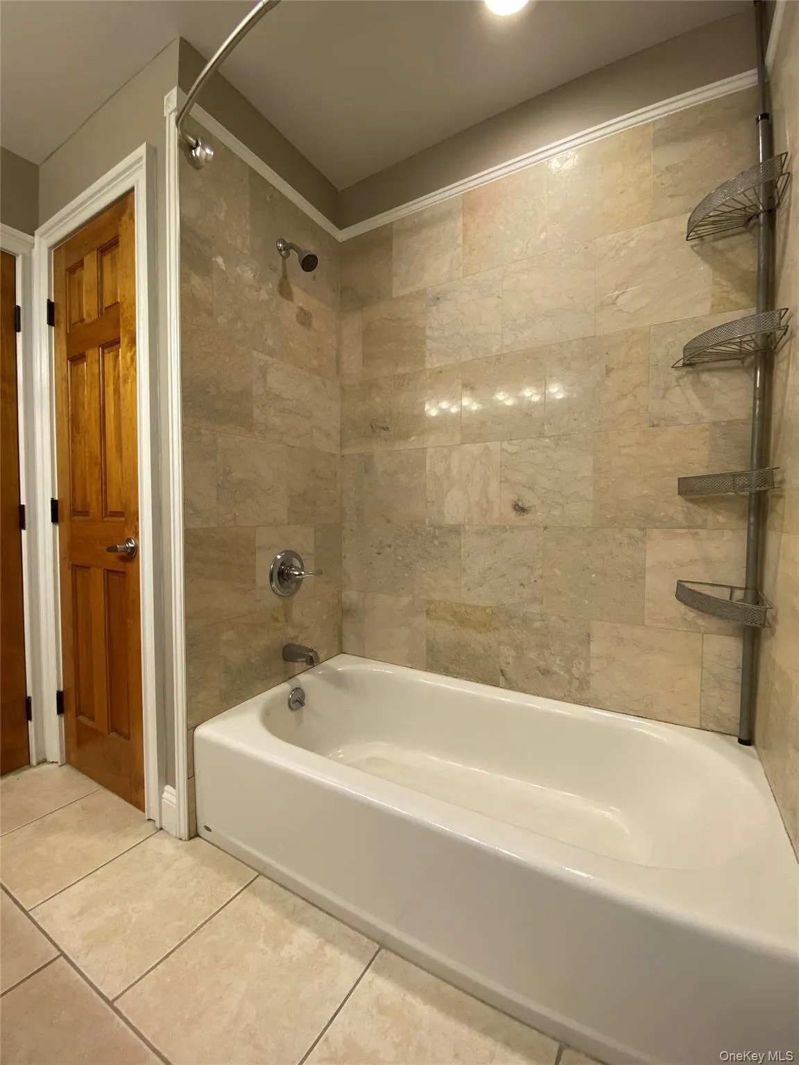 81 Cannon Street, Poughkeepsie, NY, 1 Bedroom Bedrooms, 3 Rooms Rooms,1 BathroomBathrooms,Residential Lease,For Rent,Cannon,0,1024274 81 Cannon Street, Poughkeepsie, NY, 1 Bedroom Bedrooms, 3 Rooms Rooms,1 BathroomBathrooms,Residential Lease,For Rent,Cannon,0,1024274