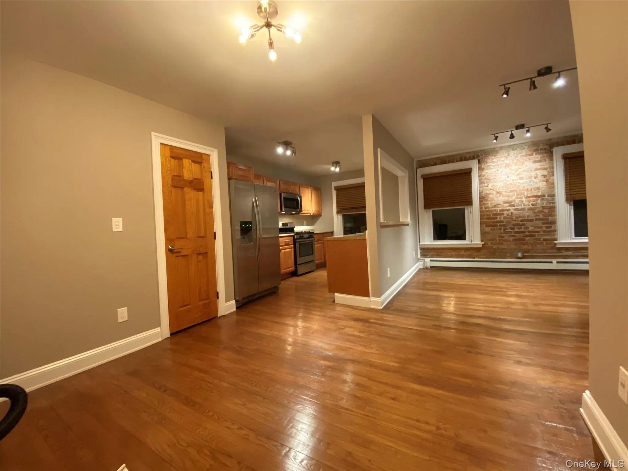 81 Cannon Street, Poughkeepsie, NY, 1 Bedroom Bedrooms, 3 Rooms Rooms,1 BathroomBathrooms,Residential Lease,For Rent,Cannon,0,1024274 81 Cannon Street, Poughkeepsie, NY, 1 Bedroom Bedrooms, 3 Rooms Rooms,1 BathroomBathrooms,Residential Lease,For Rent,Cannon,0,1024274