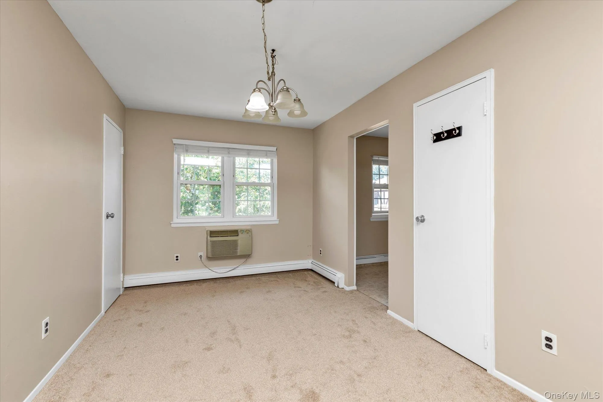 25 Springwood Drive, Babylon, NY, 1 Bedroom Bedrooms, 4 Rooms Rooms,1 BathroomBathrooms,Residential,For Rent,Springwood,0,1024276 25 Springwood Drive, Babylon, NY, 1 Bedroom Bedrooms, 4 Rooms Rooms,1 BathroomBathrooms,Residential,For Rent,Springwood,0,1024276