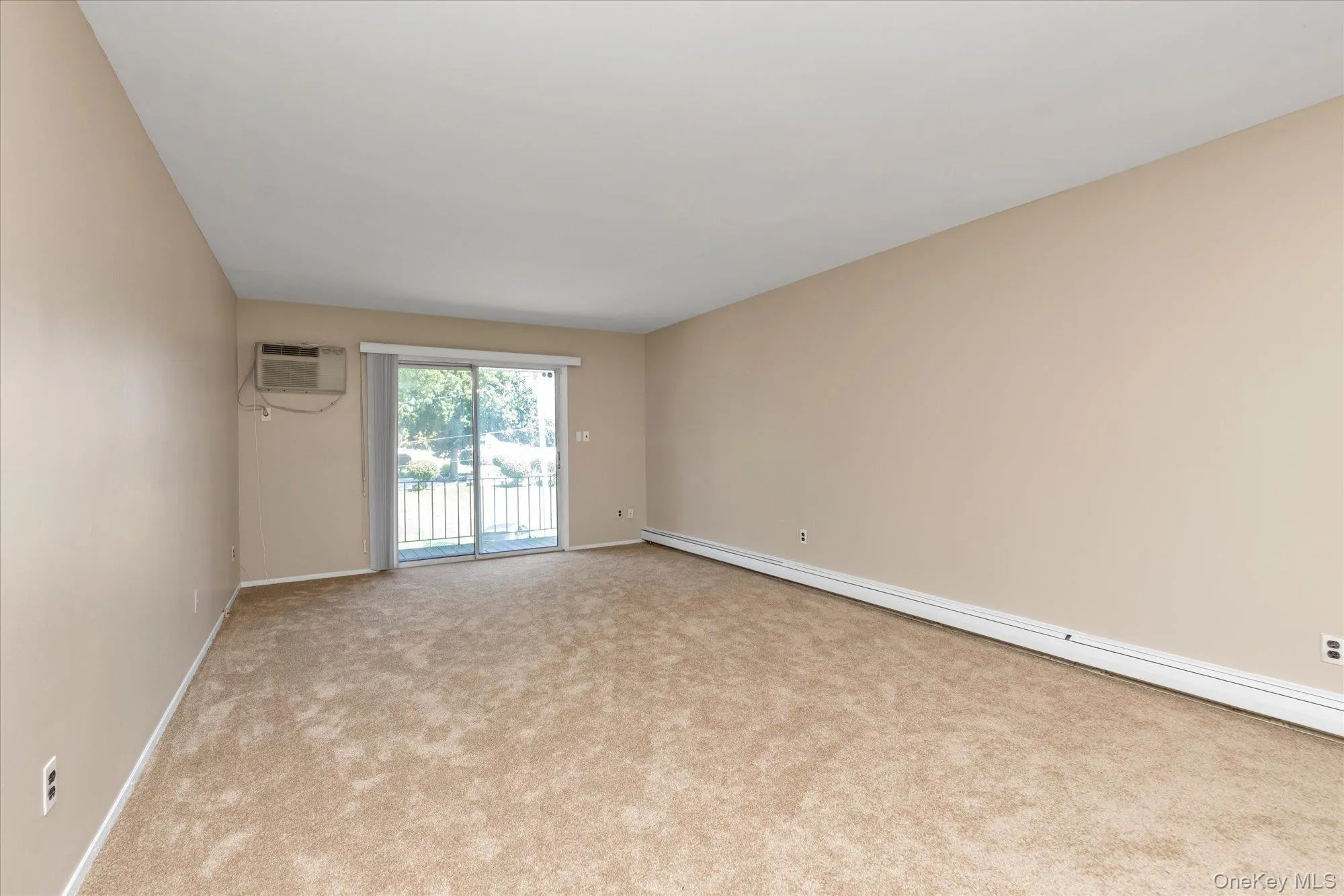 25 Springwood Drive, Babylon, NY, 1 Bedroom Bedrooms, 4 Rooms Rooms,1 BathroomBathrooms,Residential,For Rent,Springwood,0,1024276 25 Springwood Drive, Babylon, NY, 1 Bedroom Bedrooms, 4 Rooms Rooms,1 BathroomBathrooms,Residential,For Rent,Springwood,0,1024276