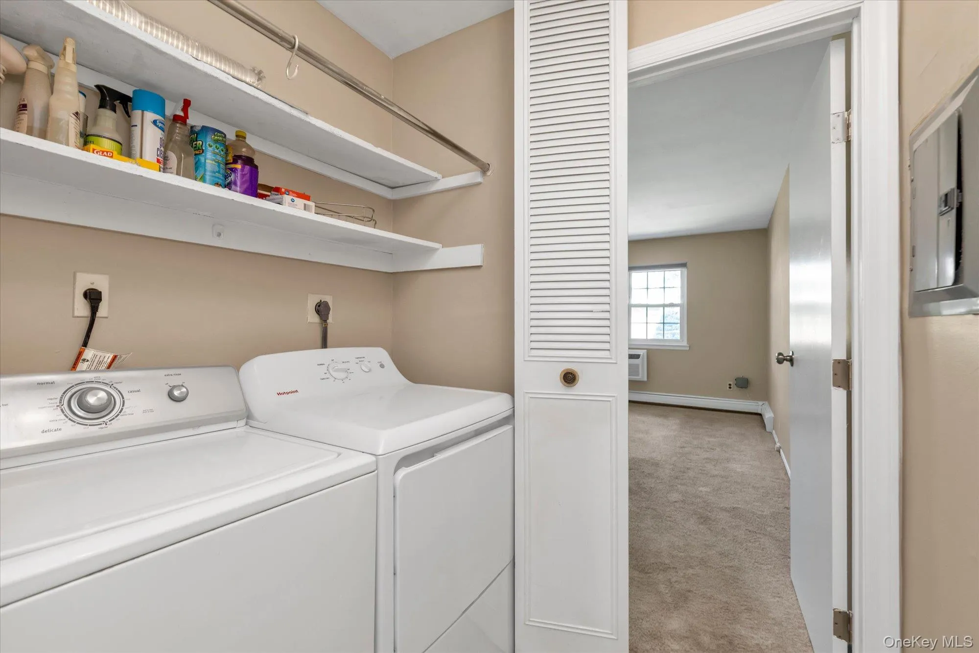 25 Springwood Drive, Babylon, NY, 1 Bedroom Bedrooms, 4 Rooms Rooms,1 BathroomBathrooms,Residential,For Rent,Springwood,0,1024276 25 Springwood Drive, Babylon, NY, 1 Bedroom Bedrooms, 4 Rooms Rooms,1 BathroomBathrooms,Residential,For Rent,Springwood,0,1024276