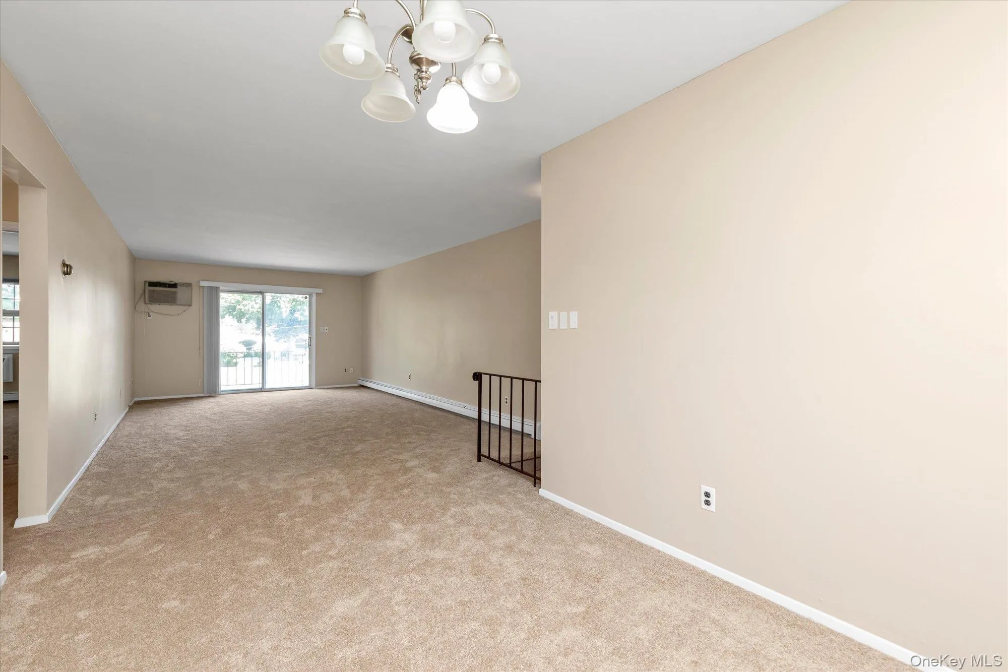 25 Springwood Drive, Babylon, NY, 1 Bedroom Bedrooms, 4 Rooms Rooms,1 BathroomBathrooms,Residential,For Rent,Springwood,0,1024276 25 Springwood Drive, Babylon, NY, 1 Bedroom Bedrooms, 4 Rooms Rooms,1 BathroomBathrooms,Residential,For Rent,Springwood,0,1024276