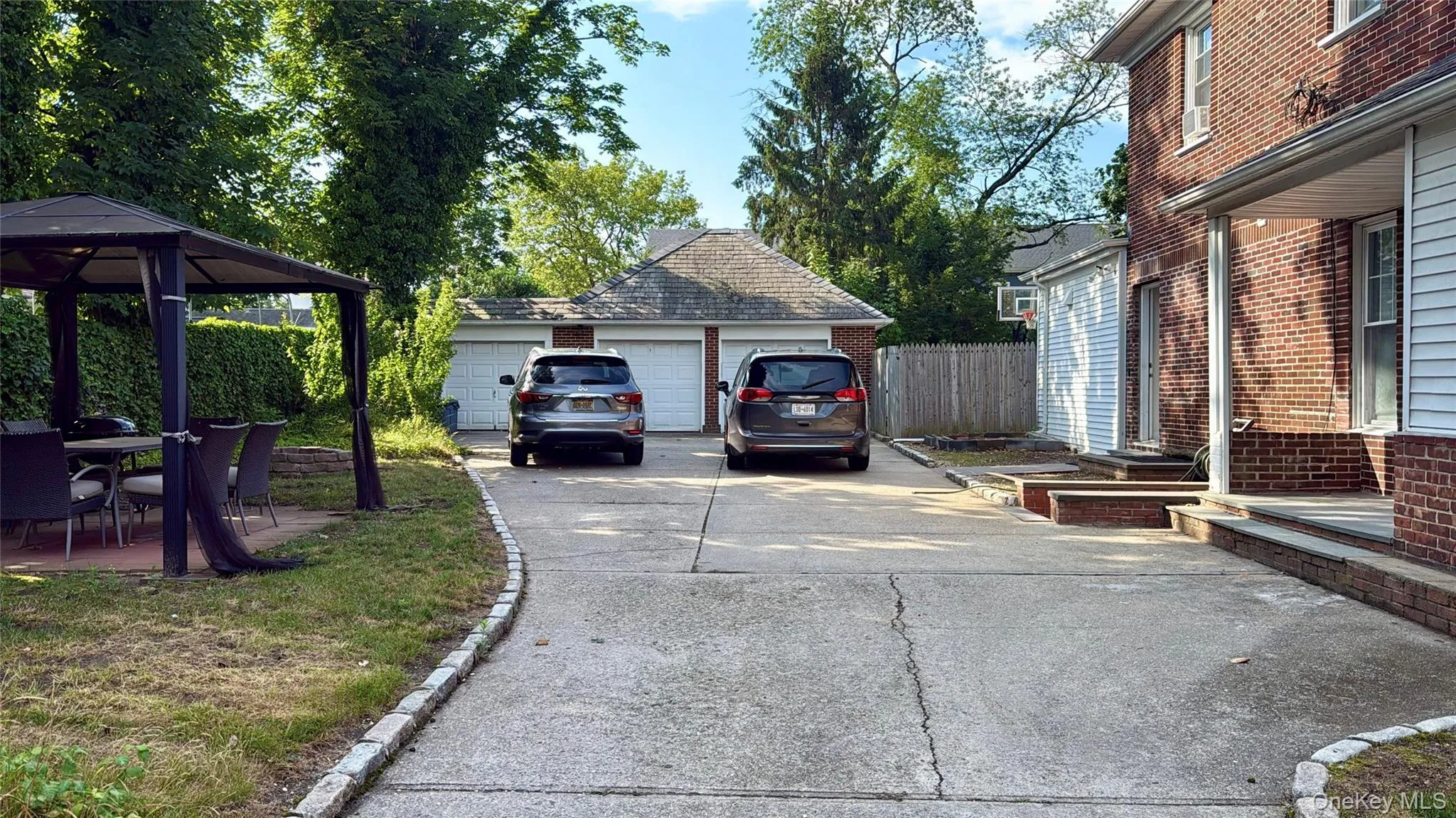 266 Rockaway Turnpike, Hempstead, NY, 6 Bedrooms Bedrooms, 10 Rooms Rooms,3 BathroomsBathrooms,Residential Lease,For Rent,Rockaway,0,1024277 266 Rockaway Turnpike, Hempstead, NY, 6 Bedrooms Bedrooms, 10 Rooms Rooms,3 BathroomsBathrooms,Residential Lease,For Rent,Rockaway,0,1024277