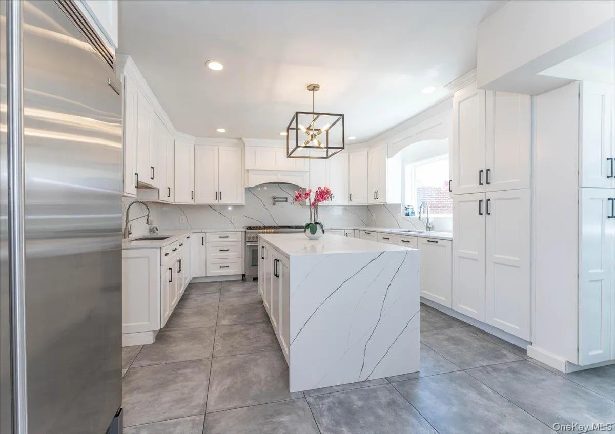 266 Rockaway Turnpike, Hempstead, NY, 6 Bedrooms Bedrooms, 10 Rooms Rooms,3 BathroomsBathrooms,Residential Lease,For Rent,Rockaway,0,1024277 266 Rockaway Turnpike, Hempstead, NY, 6 Bedrooms Bedrooms, 10 Rooms Rooms,3 BathroomsBathrooms,Residential Lease,For Rent,Rockaway,0,1024277