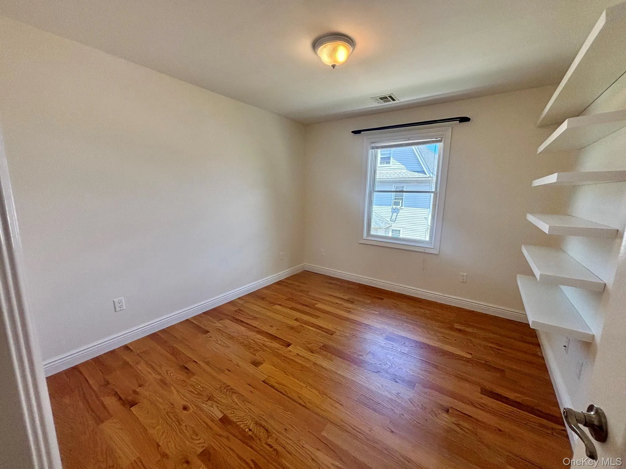 189 Jefferson Avenue, North Hempstead, NY, 3 Bedrooms Bedrooms, 6 Rooms Rooms,2 BathroomsBathrooms,Residential Lease,For Rent,Jefferson,0,1024280 189 Jefferson Avenue, North Hempstead, NY, 3 Bedrooms Bedrooms, 6 Rooms Rooms,2 BathroomsBathrooms,Residential Lease,For Rent,Jefferson,0,1024280