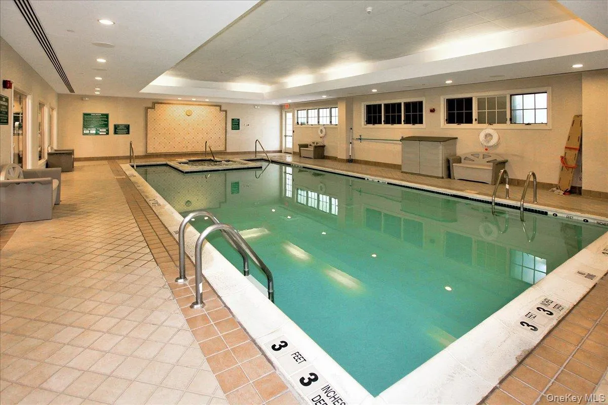 1011 Madeira Boulevard, Huntington, NY, 1 Bedroom Bedrooms, 3 Rooms Rooms,1 BathroomBathrooms,Residential Lease,For Rent,Madeira,0,1024283 1011 Madeira Boulevard, Huntington, NY, 1 Bedroom Bedrooms, 3 Rooms Rooms,1 BathroomBathrooms,Residential Lease,For Rent,Madeira,0,1024283