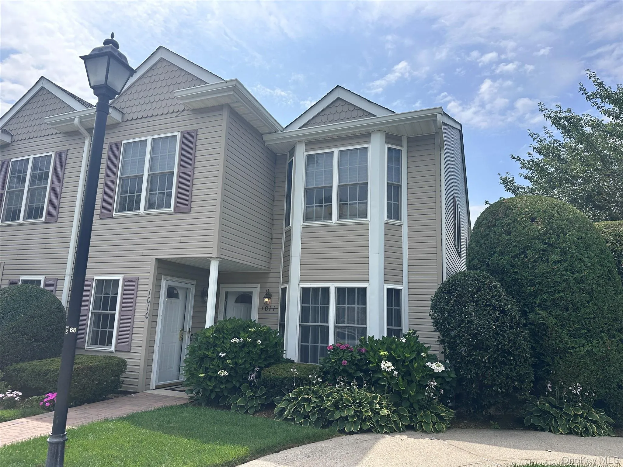 1011 Madeira Boulevard, Huntington, NY, 1 Bedroom Bedrooms, 3 Rooms Rooms,1 BathroomBathrooms,Residential Lease,For Rent,Madeira,0,1024283 1011 Madeira Boulevard, Huntington, NY, 1 Bedroom Bedrooms, 3 Rooms Rooms,1 BathroomBathrooms,Residential Lease,For Rent,Madeira,0,1024283