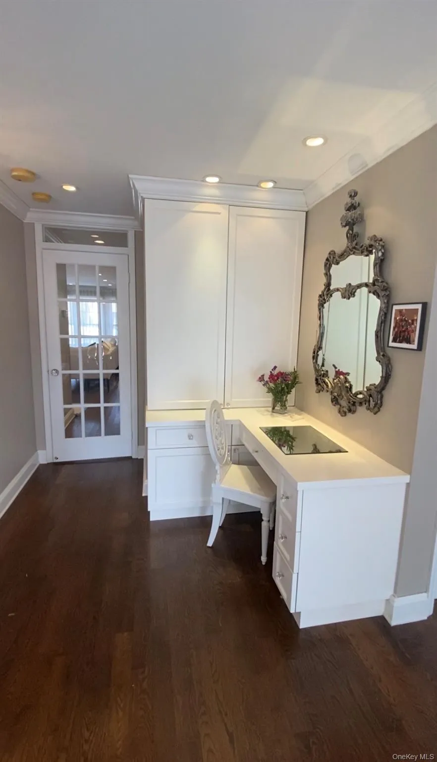 1011 Madeira Boulevard, Huntington, NY, 1 Bedroom Bedrooms, 3 Rooms Rooms,1 BathroomBathrooms,Residential Lease,For Rent,Madeira,0,1024283 1011 Madeira Boulevard, Huntington, NY, 1 Bedroom Bedrooms, 3 Rooms Rooms,1 BathroomBathrooms,Residential Lease,For Rent,Madeira,0,1024283