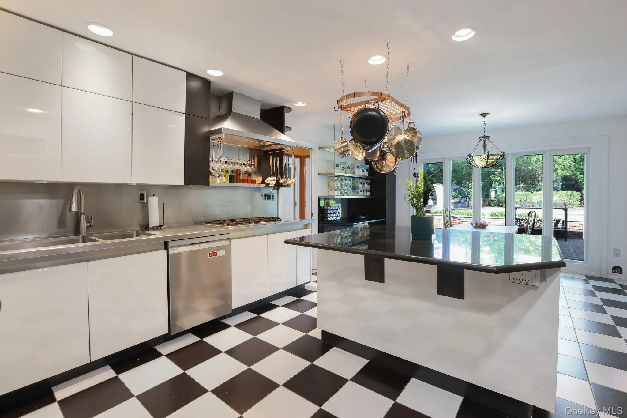 39 Woodhaven Drive, Clarkstown, NY, 6 Bedrooms Bedrooms, 17 Rooms Rooms,5 BathroomsBathrooms,Residential,For Rent,Woodhaven,0,1024286 39 Woodhaven Drive, Clarkstown, NY, 6 Bedrooms Bedrooms, 17 Rooms Rooms,5 BathroomsBathrooms,Residential,For Rent,Woodhaven,0,1024286