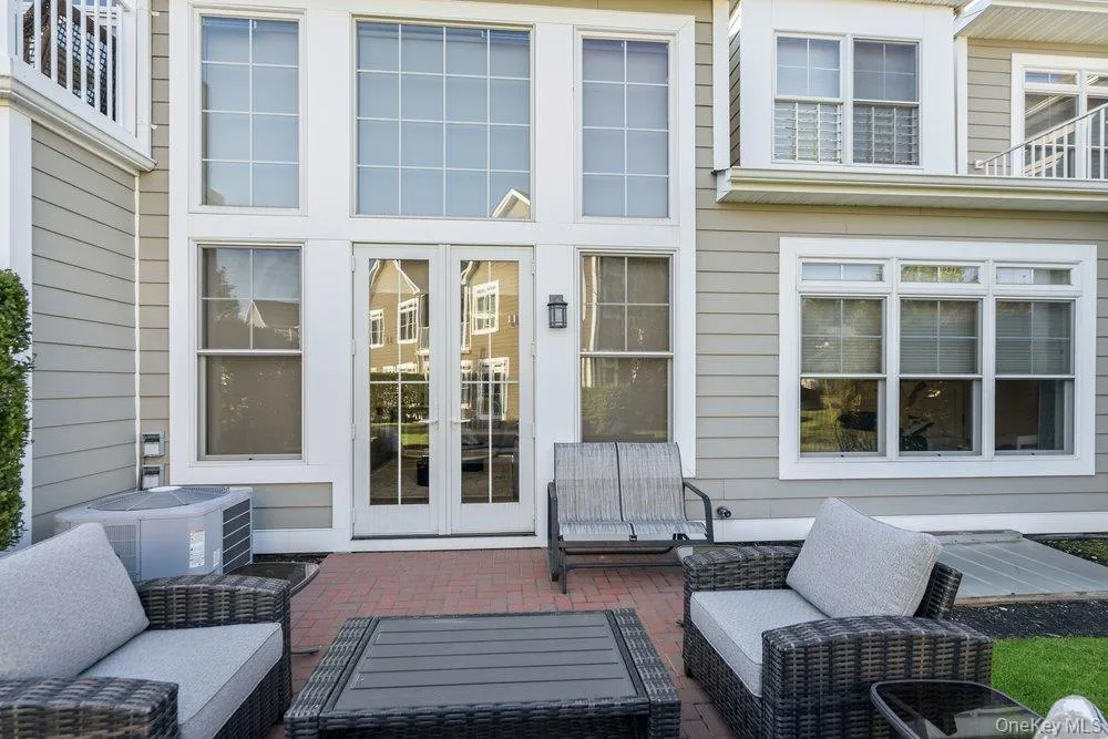46102 Silver Birch Lane, Oyster Bay, NY, 3 Bedrooms Bedrooms, 7 Rooms Rooms,2 BathroomsBathrooms,Residential,For Rent,Silver Birch,0,1024287 46102 Silver Birch Lane, Oyster Bay, NY, 3 Bedrooms Bedrooms, 7 Rooms Rooms,2 BathroomsBathrooms,Residential,For Rent,Silver Birch,0,1024287