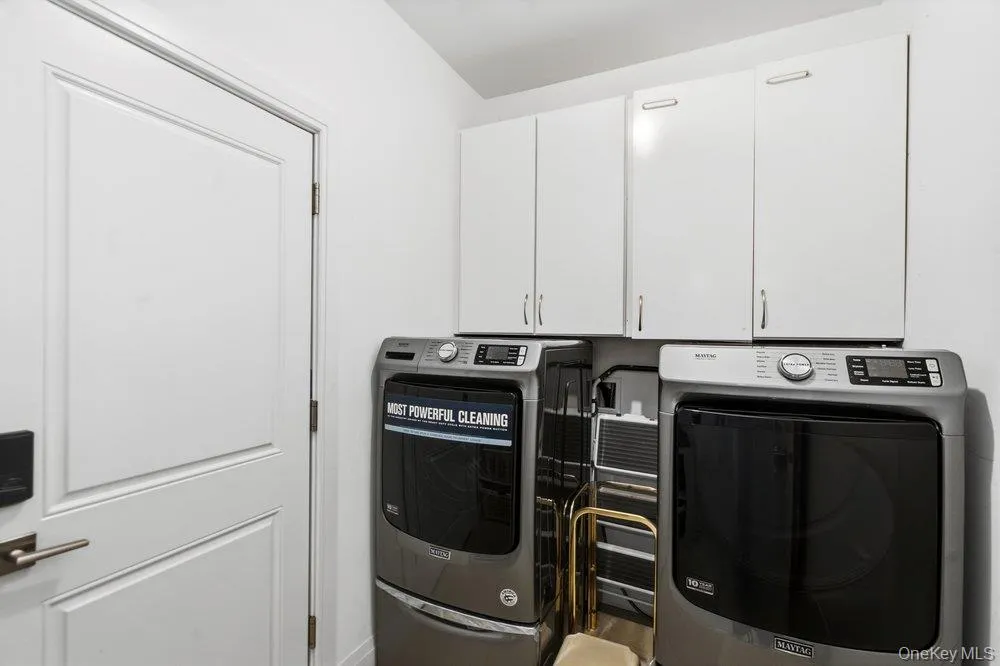 46102 Silver Birch Lane, Oyster Bay, NY, 3 Bedrooms Bedrooms, 7 Rooms Rooms,2 BathroomsBathrooms,Residential,For Rent,Silver Birch,0,1024287 46102 Silver Birch Lane, Oyster Bay, NY, 3 Bedrooms Bedrooms, 7 Rooms Rooms,2 BathroomsBathrooms,Residential,For Rent,Silver Birch,0,1024287