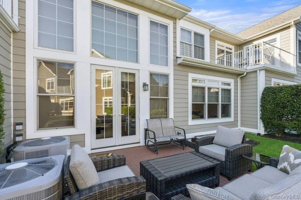 46102 Silver Birch Lane, Oyster Bay, NY, 3 Bedrooms Bedrooms, 7 Rooms Rooms,2 BathroomsBathrooms,Residential,For Rent,Silver Birch,0,1024287 46102 Silver Birch Lane, Oyster Bay, NY, 3 Bedrooms Bedrooms, 7 Rooms Rooms,2 BathroomsBathrooms,Residential,For Rent,Silver Birch,0,1024287