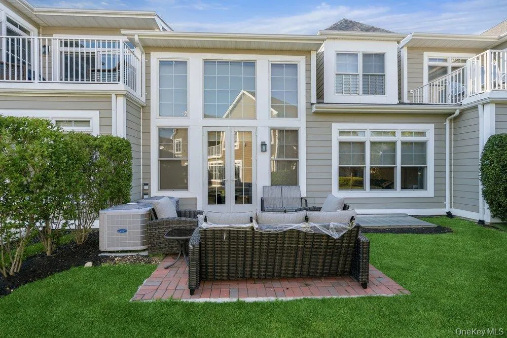 46102 Silver Birch Lane, Oyster Bay, NY, 3 Bedrooms Bedrooms, 7 Rooms Rooms,2 BathroomsBathrooms,Residential,For Rent,Silver Birch,0,1024287 46102 Silver Birch Lane, Oyster Bay, NY, 3 Bedrooms Bedrooms, 7 Rooms Rooms,2 BathroomsBathrooms,Residential,For Rent,Silver Birch,0,1024287